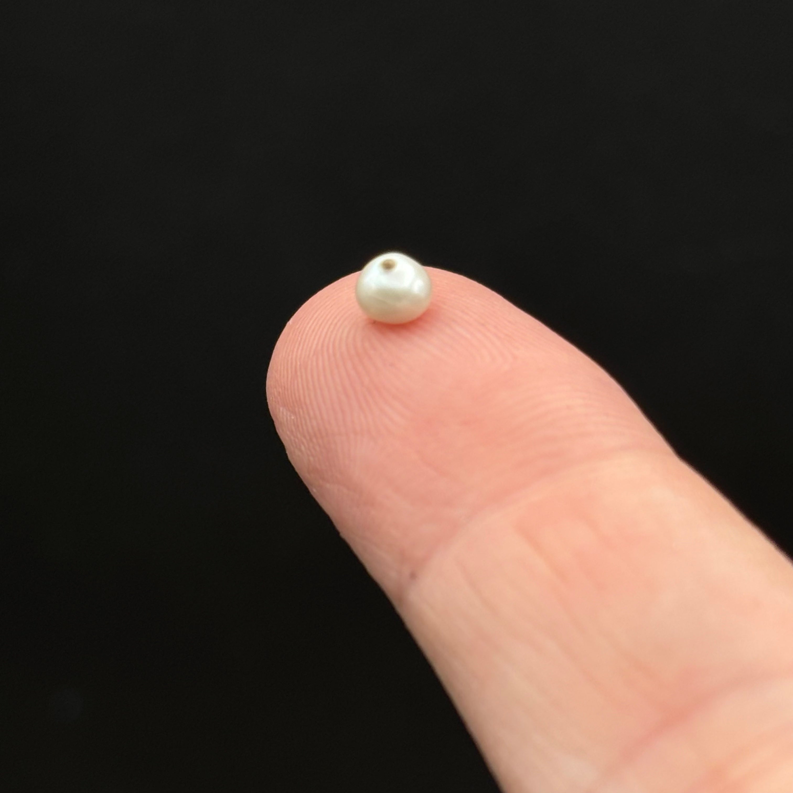 Wild Freshwater Pearl - 044