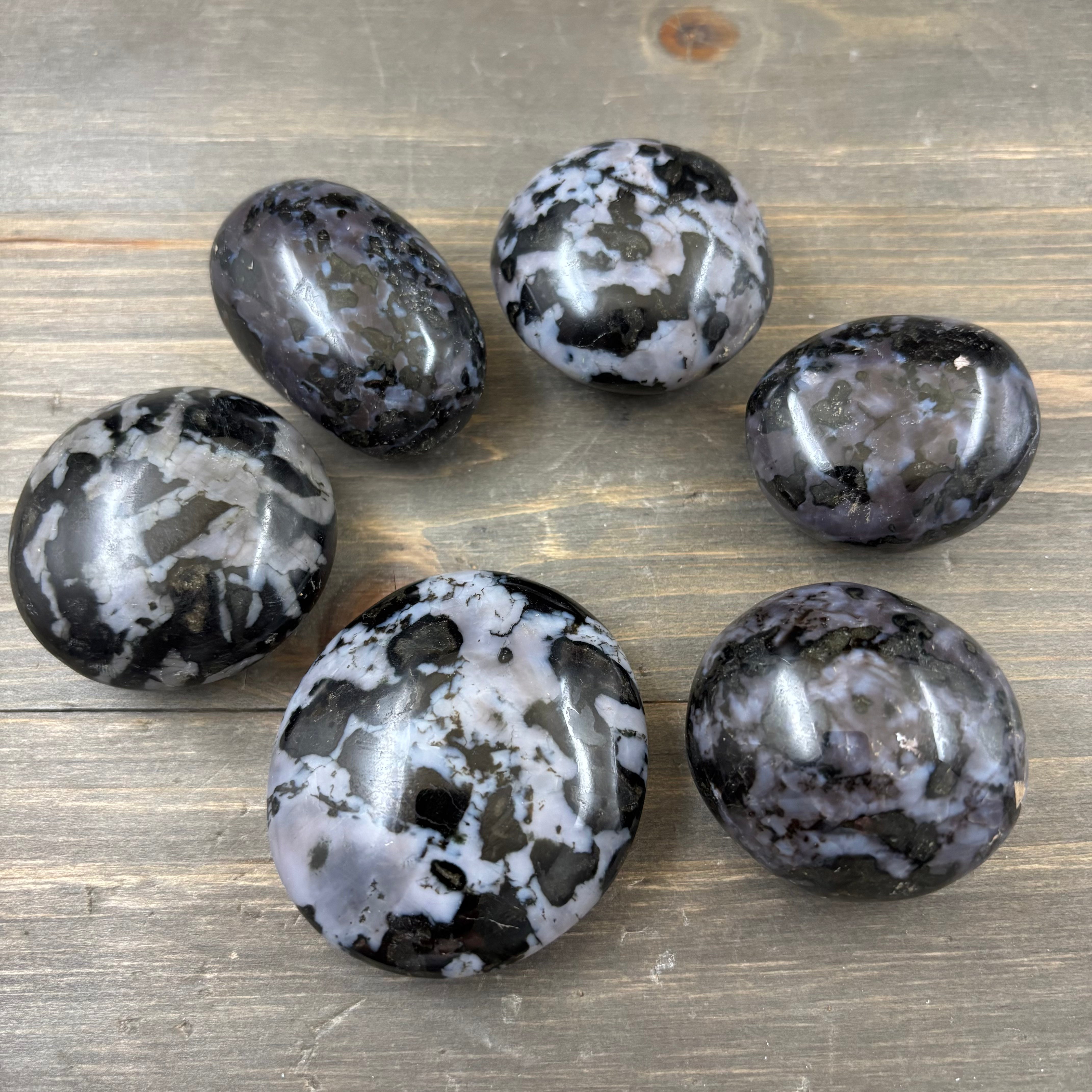 Indigo Gabbro Palm Stone