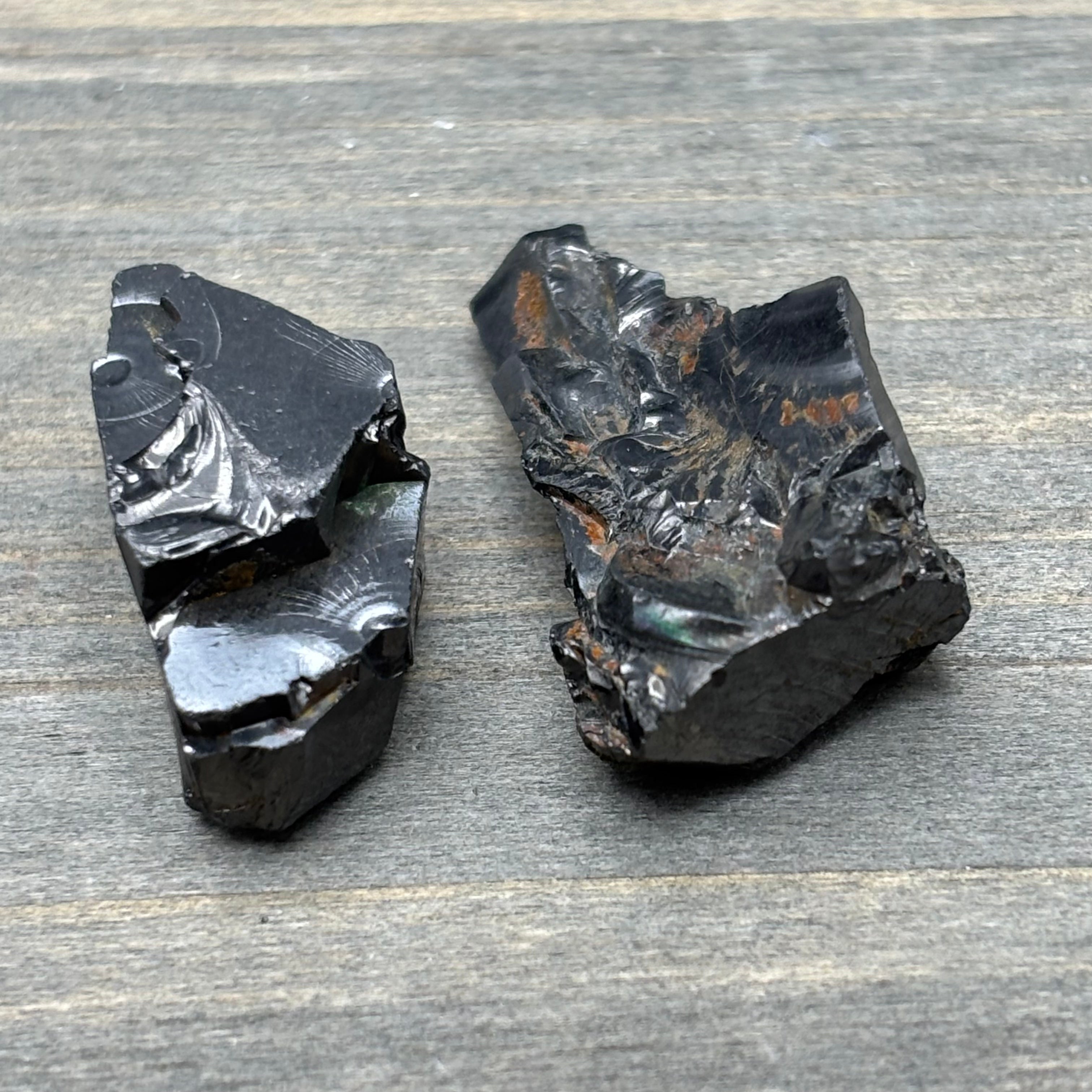 Shungite Point Pair
