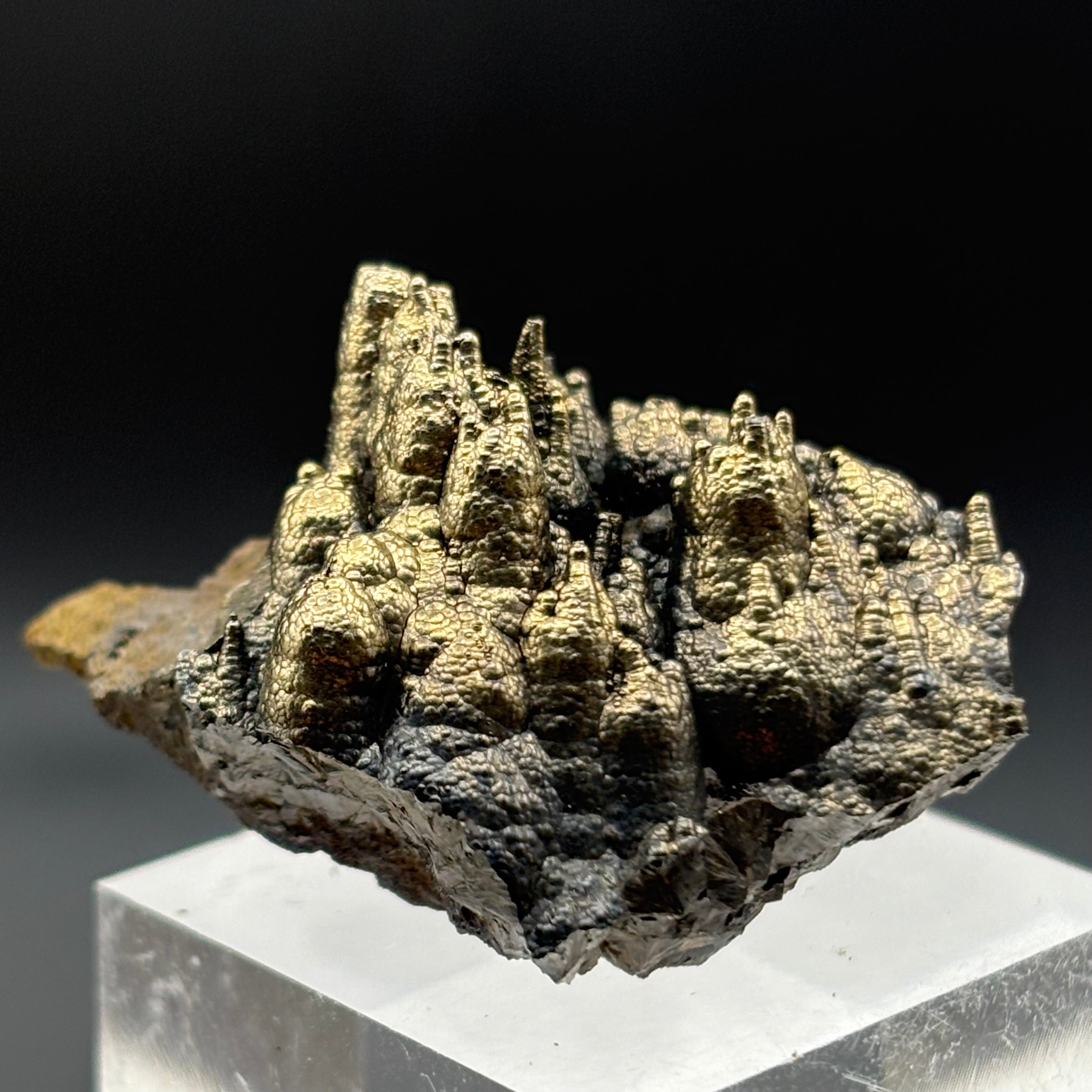 Golden Hematite - 010