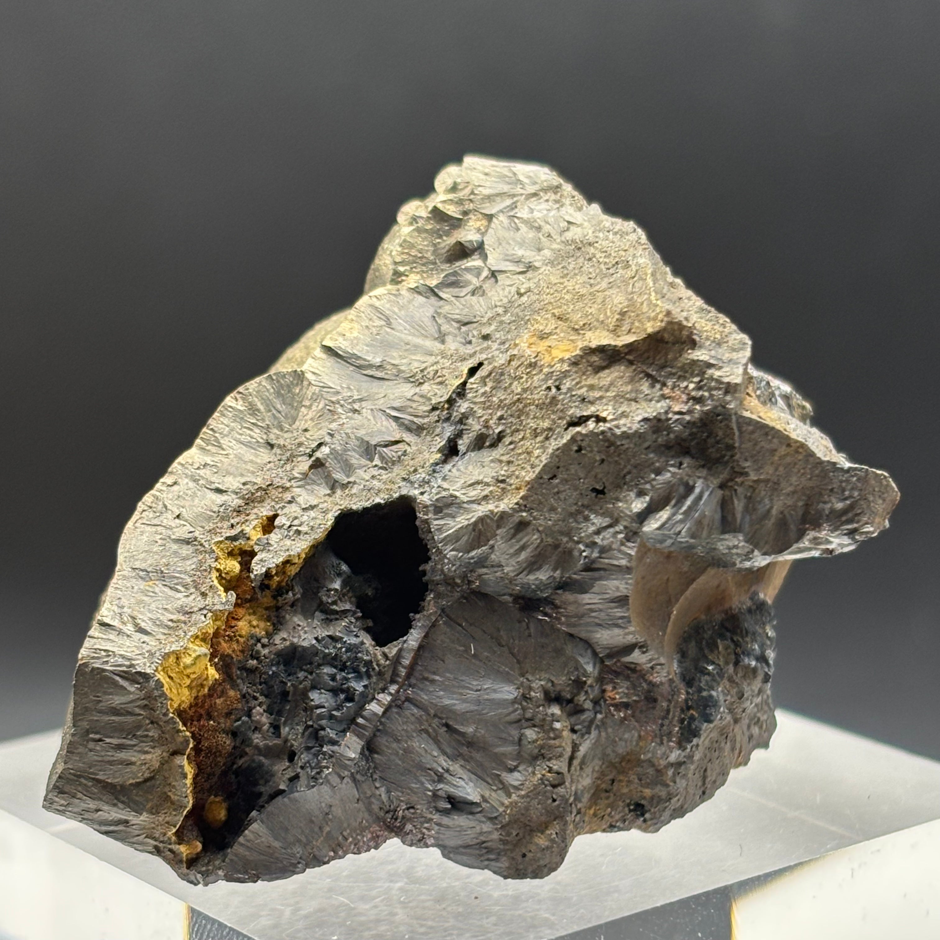 Golden Hematite - 047