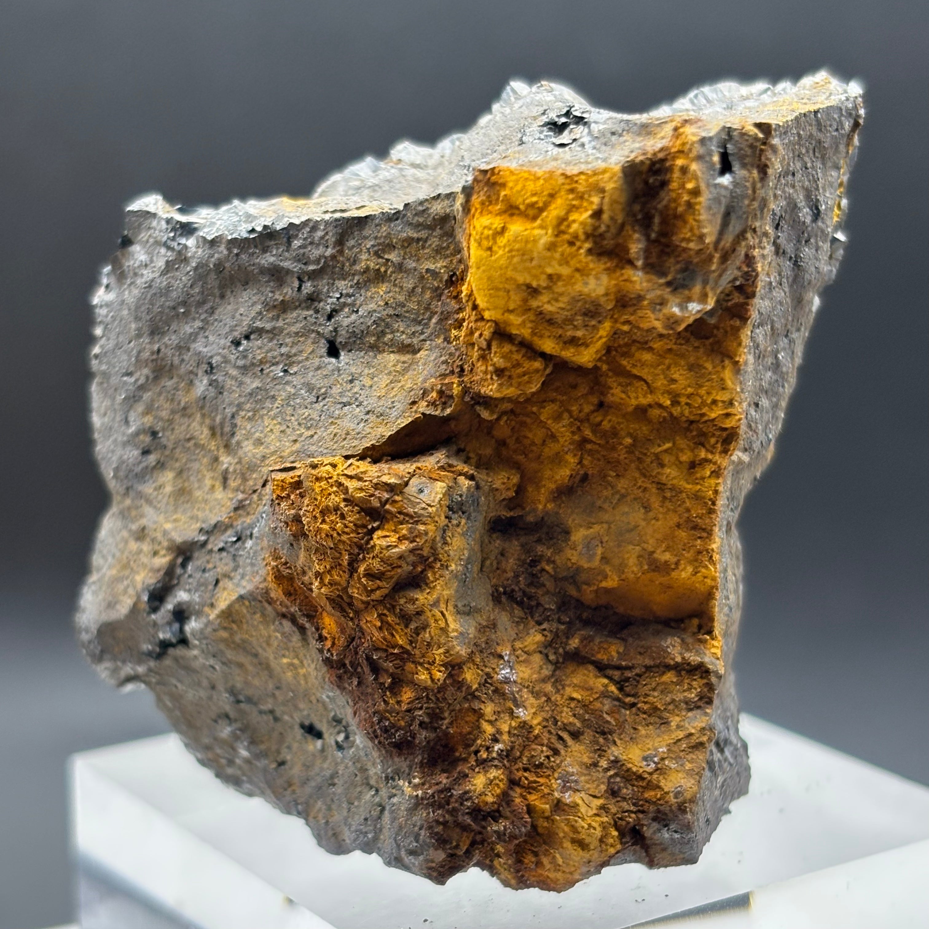 Golden Hematite - 053