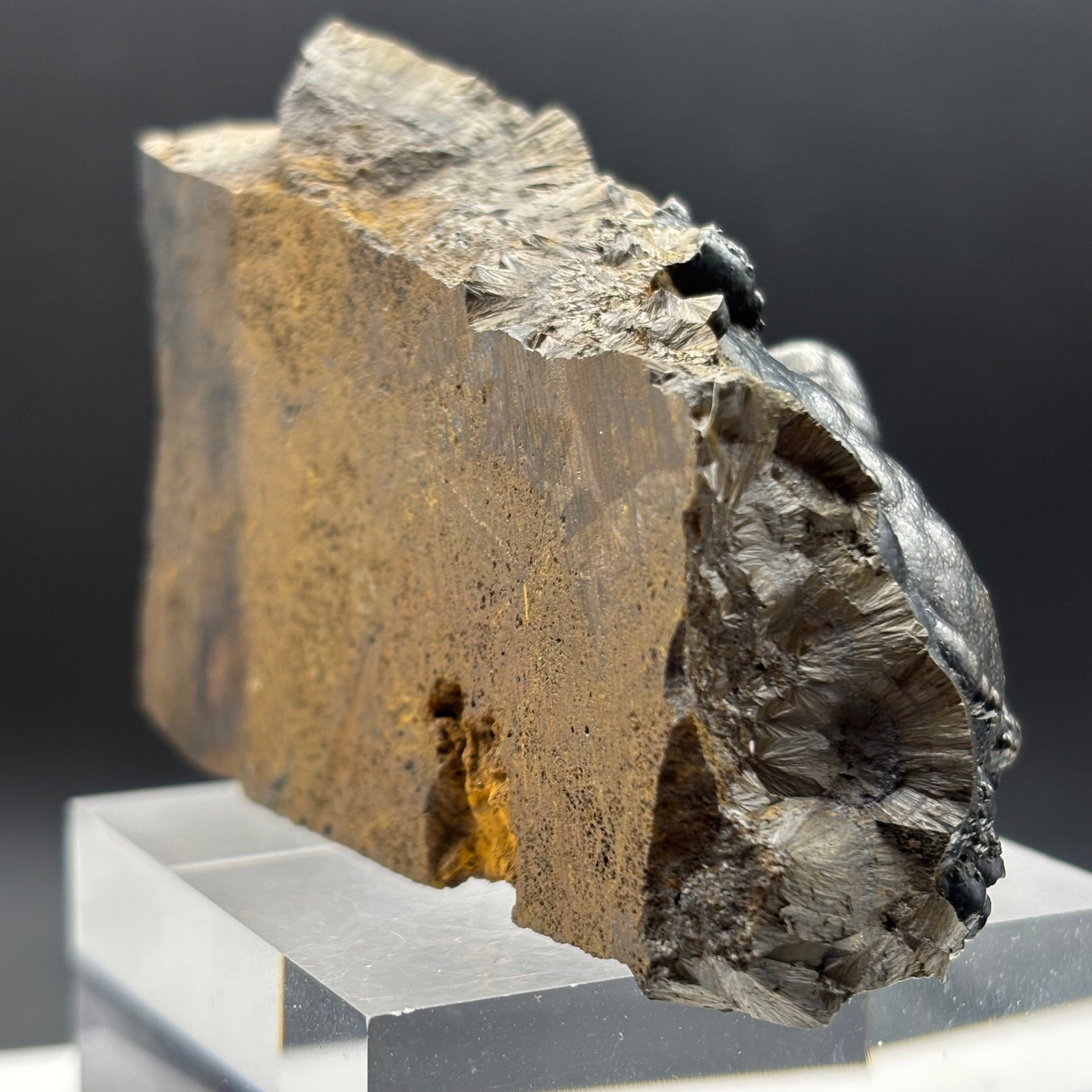 Golden Hematite - 058