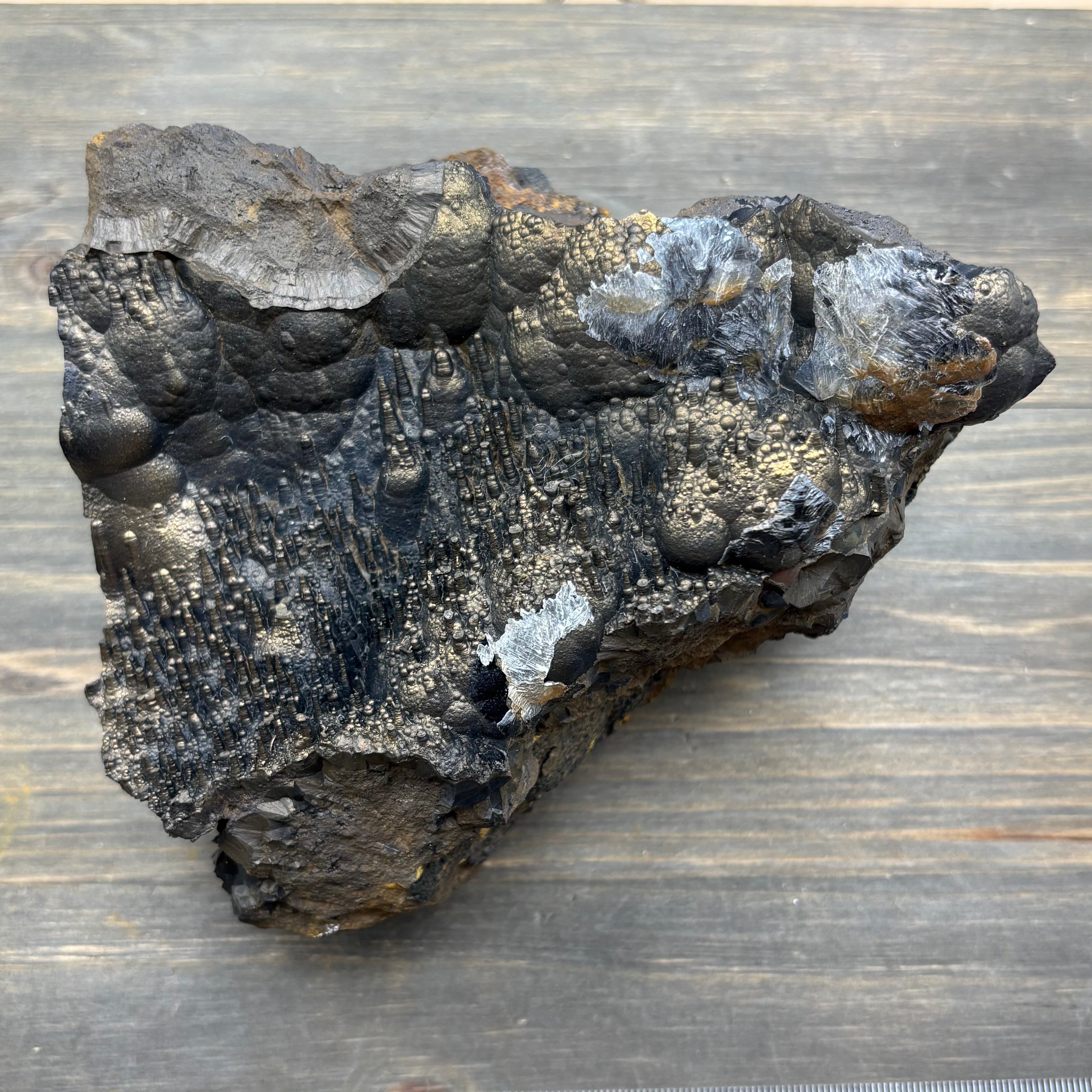 Golden Hematite - 081