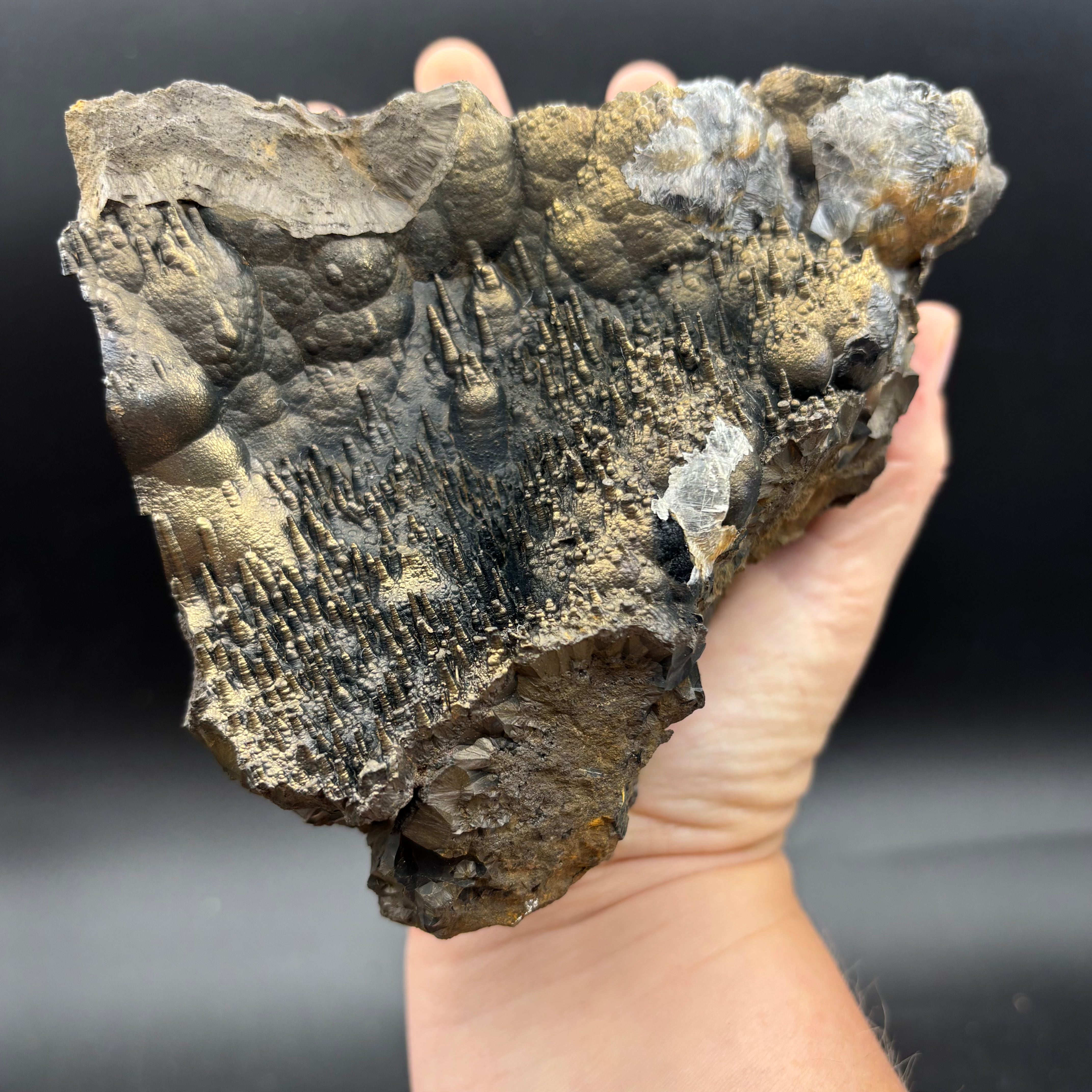 Golden Hematite - 081