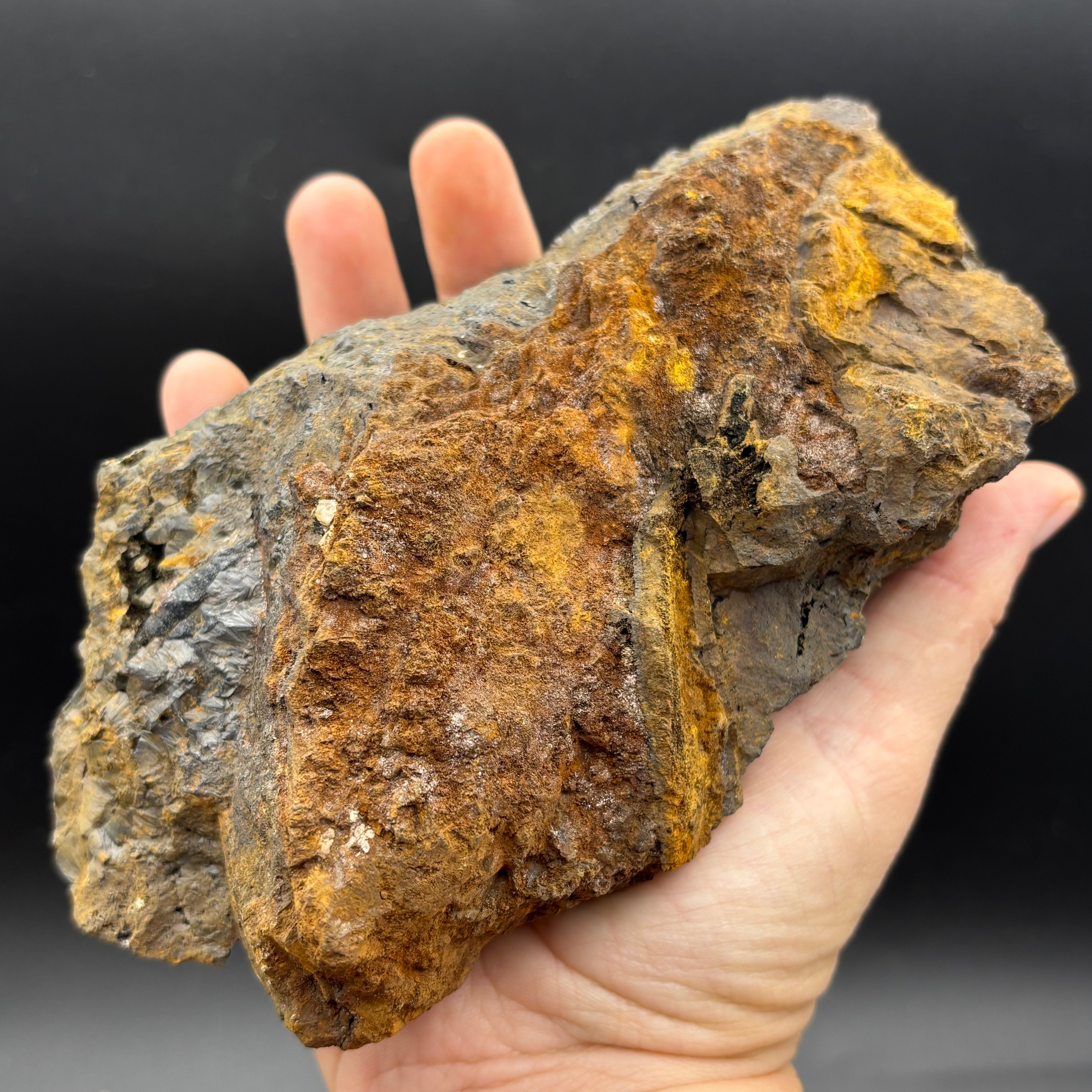 Golden Hematite - 084