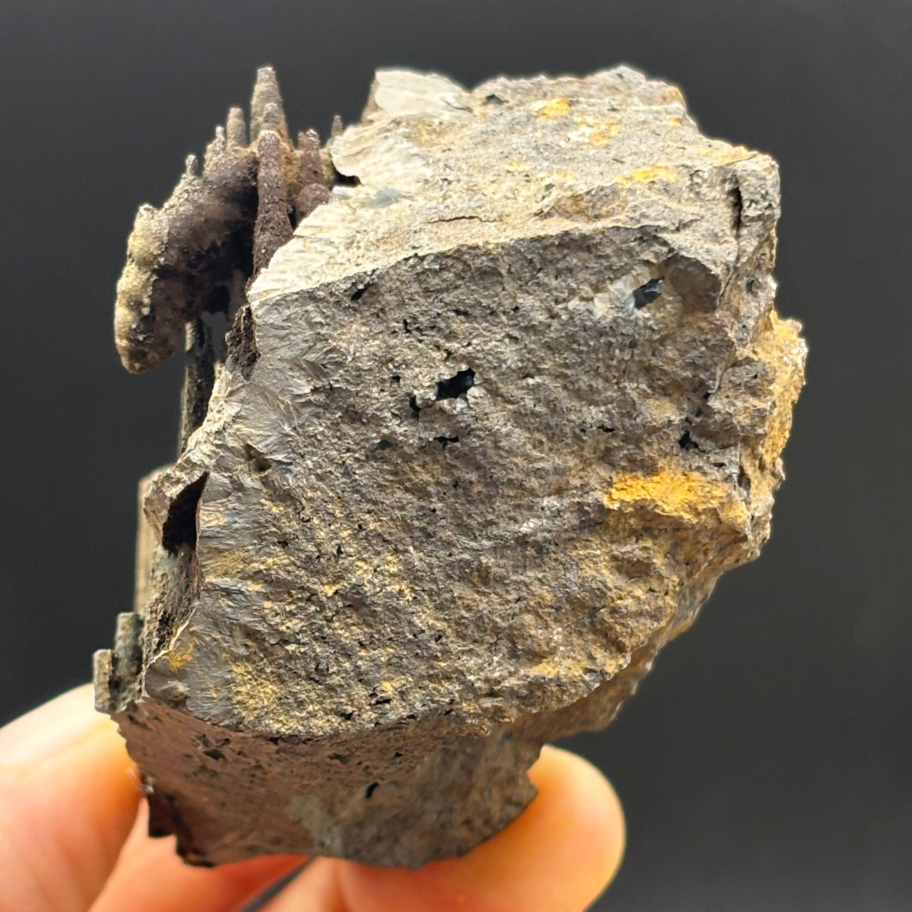 Golden Hematite - 086