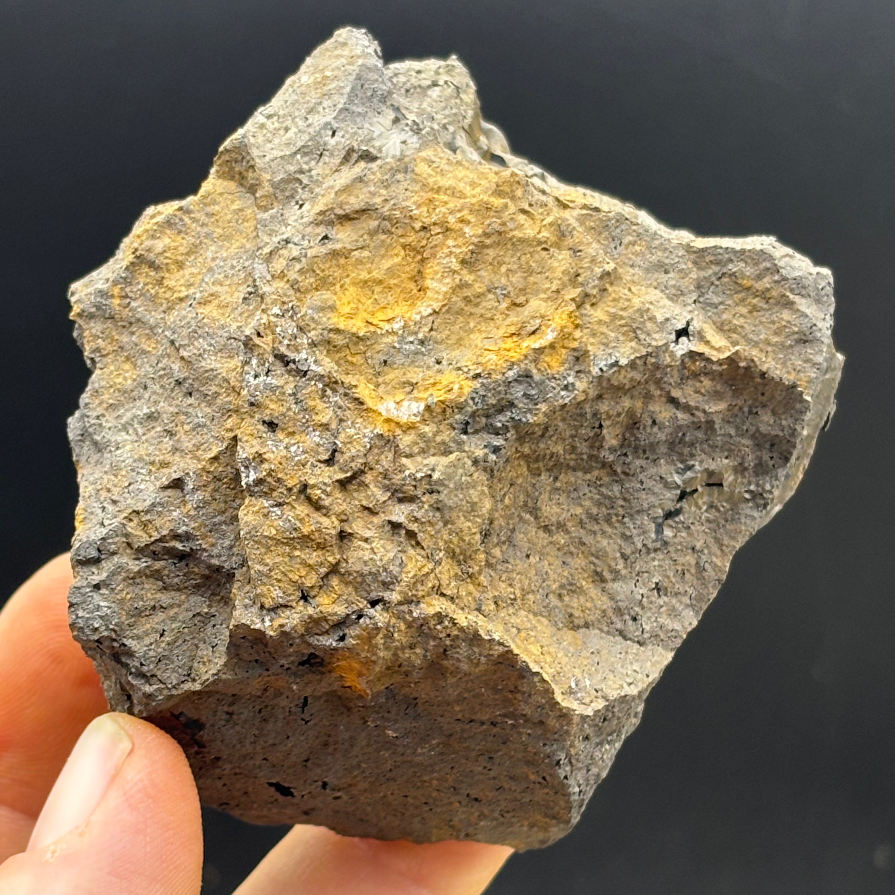 Golden Hematite - 086