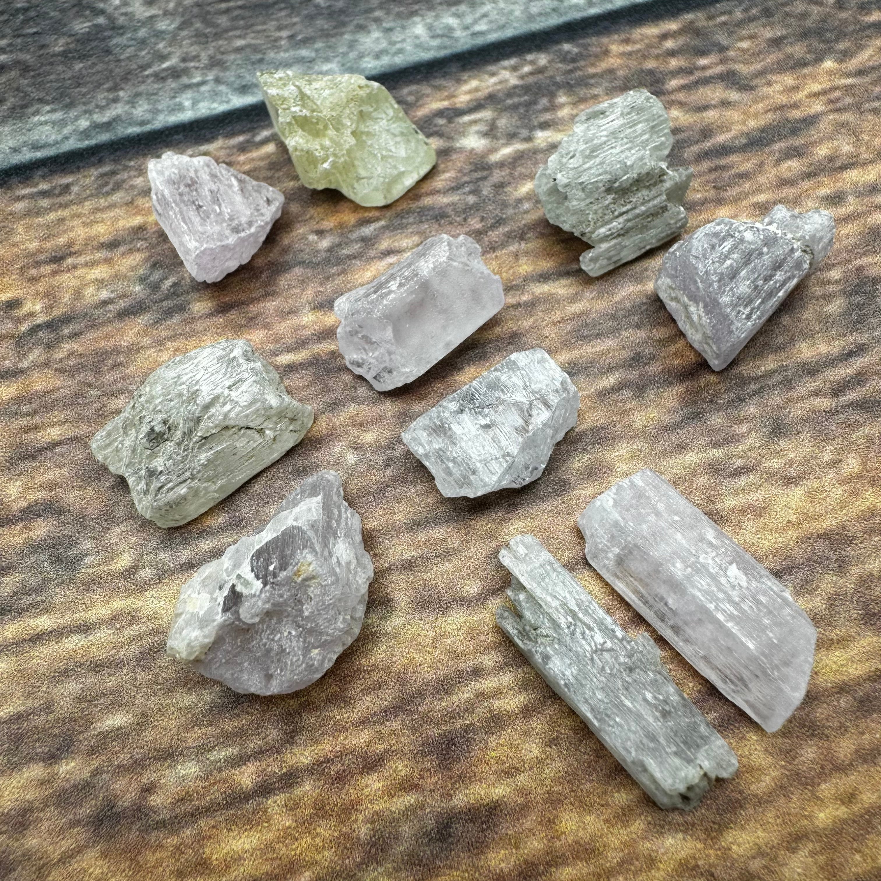 Kunzite Point Pair
