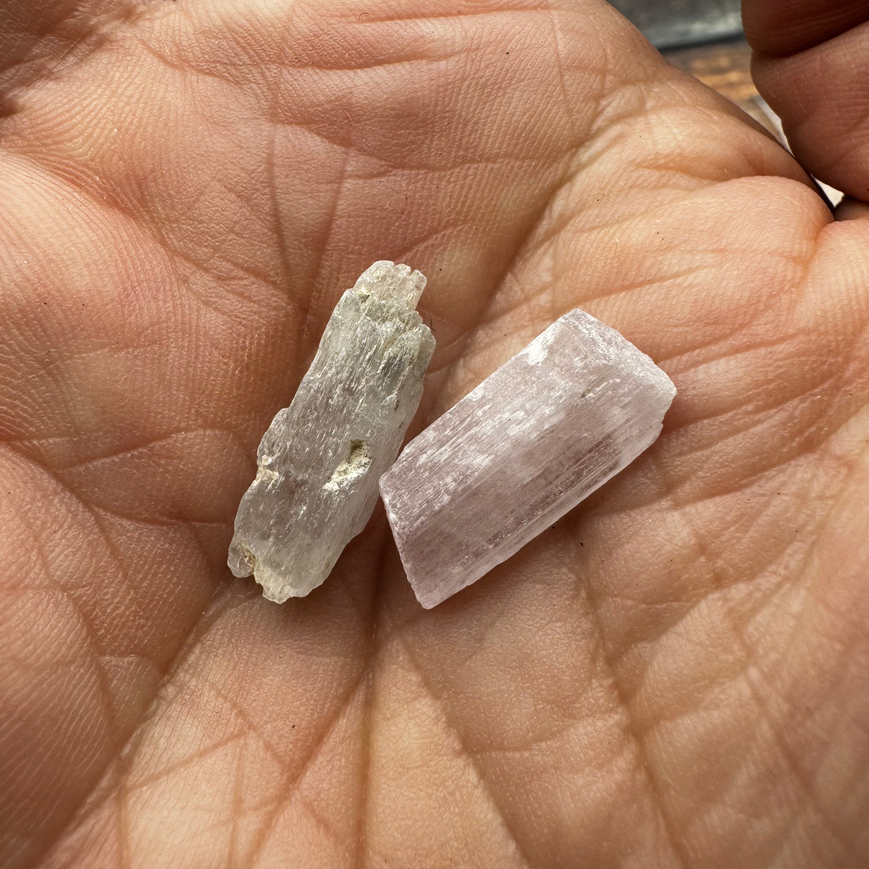 Kunzite Point Pair