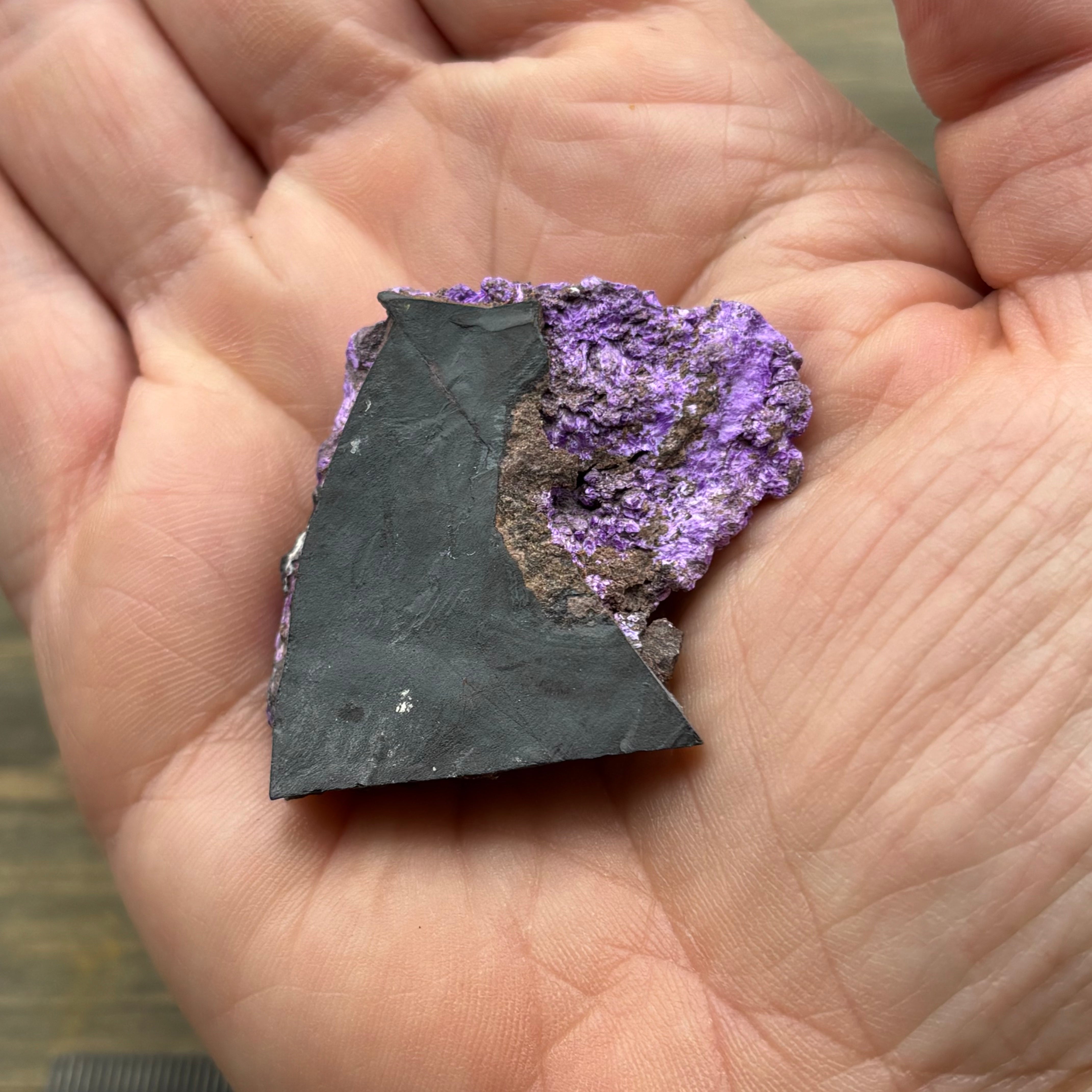 Crystallized Sugilite - 042