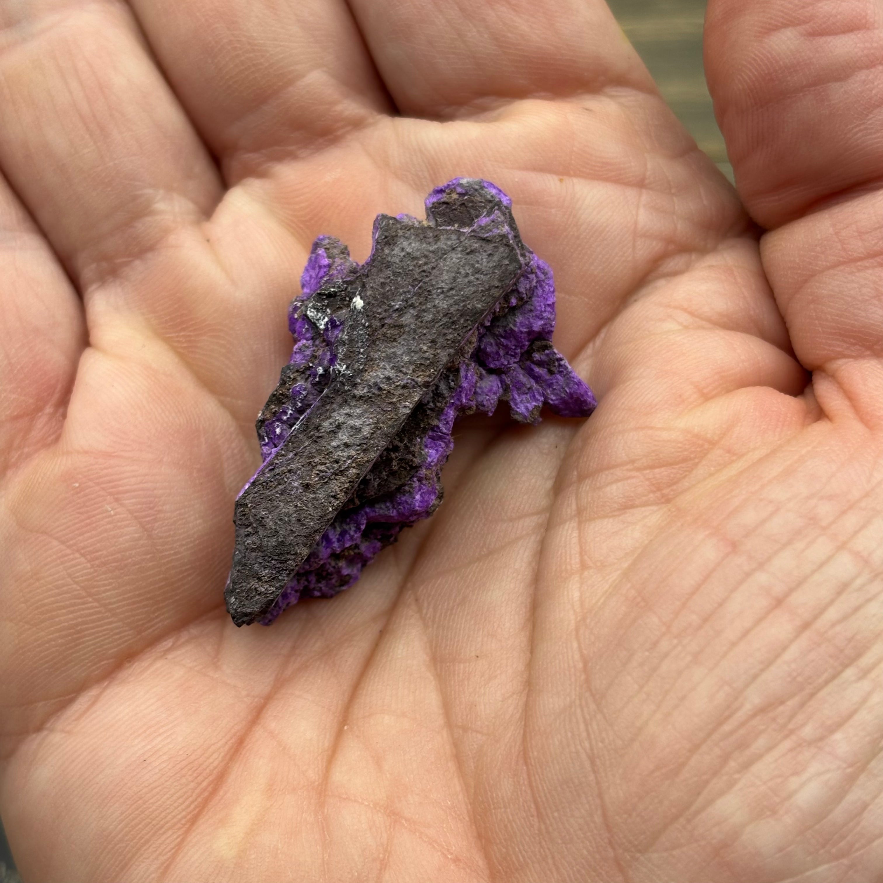 Crystallized Sugilite - 043