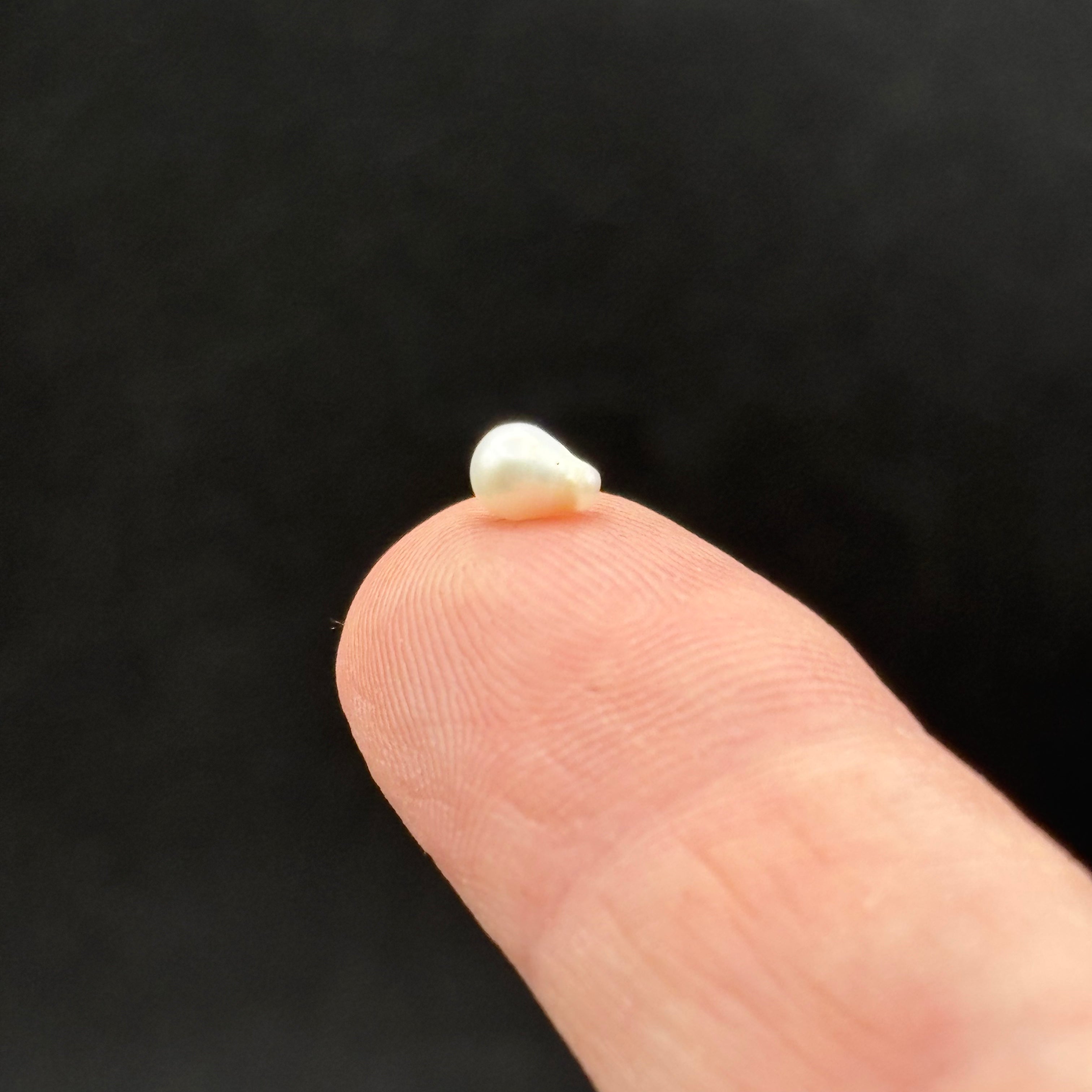 Wild Freshwater Pearl - 094