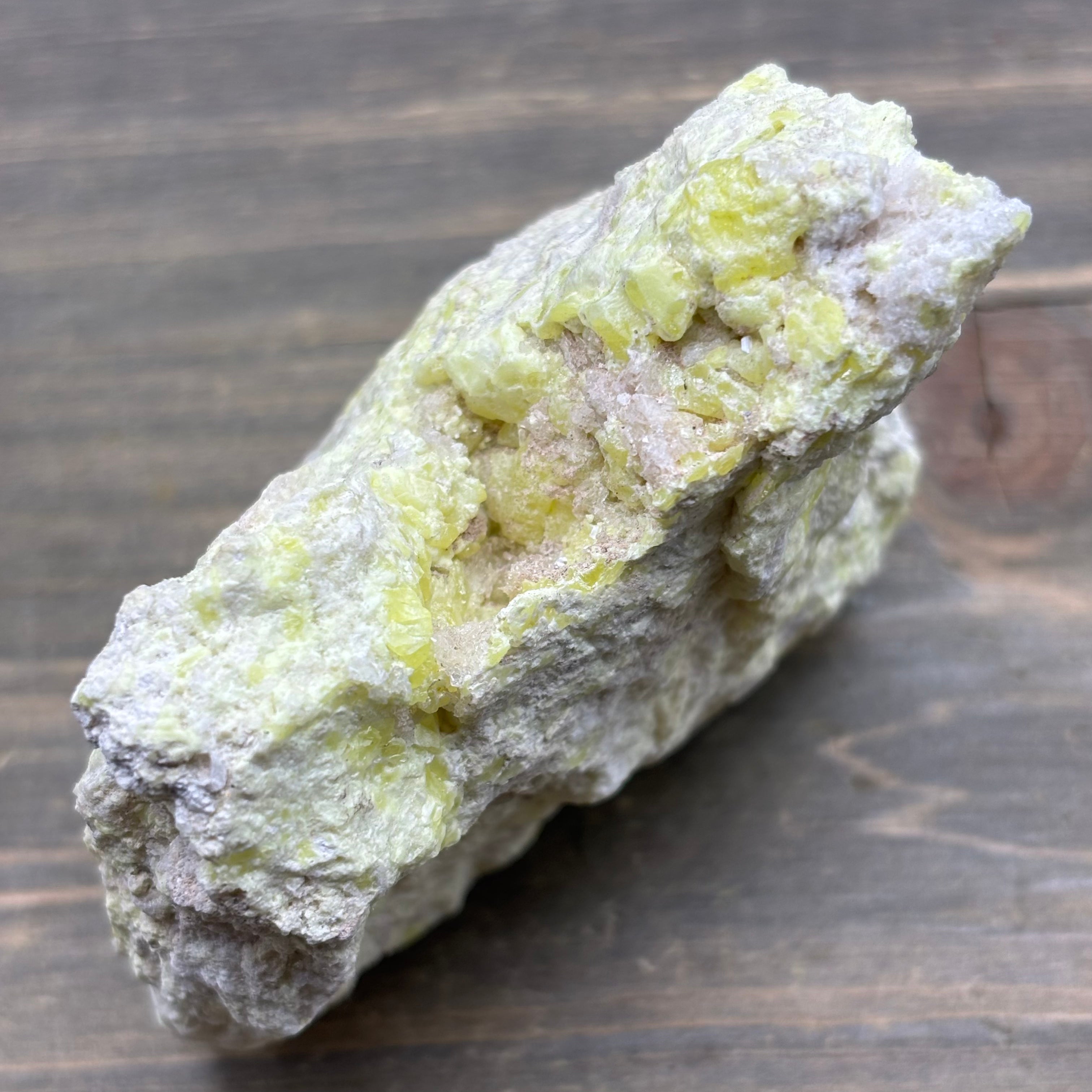 Sulfur on Quartz - 062