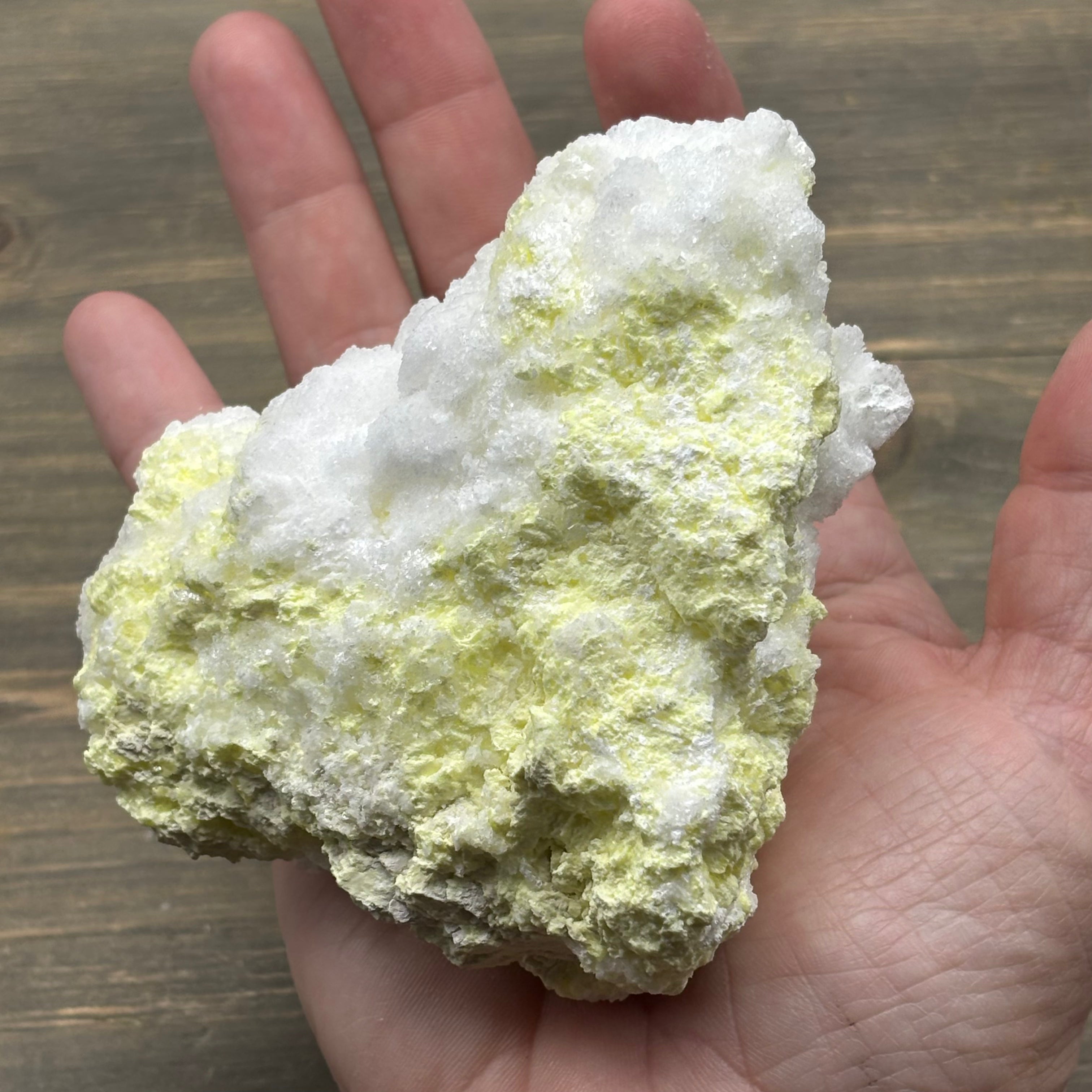 Sulfur on Quartz - 071