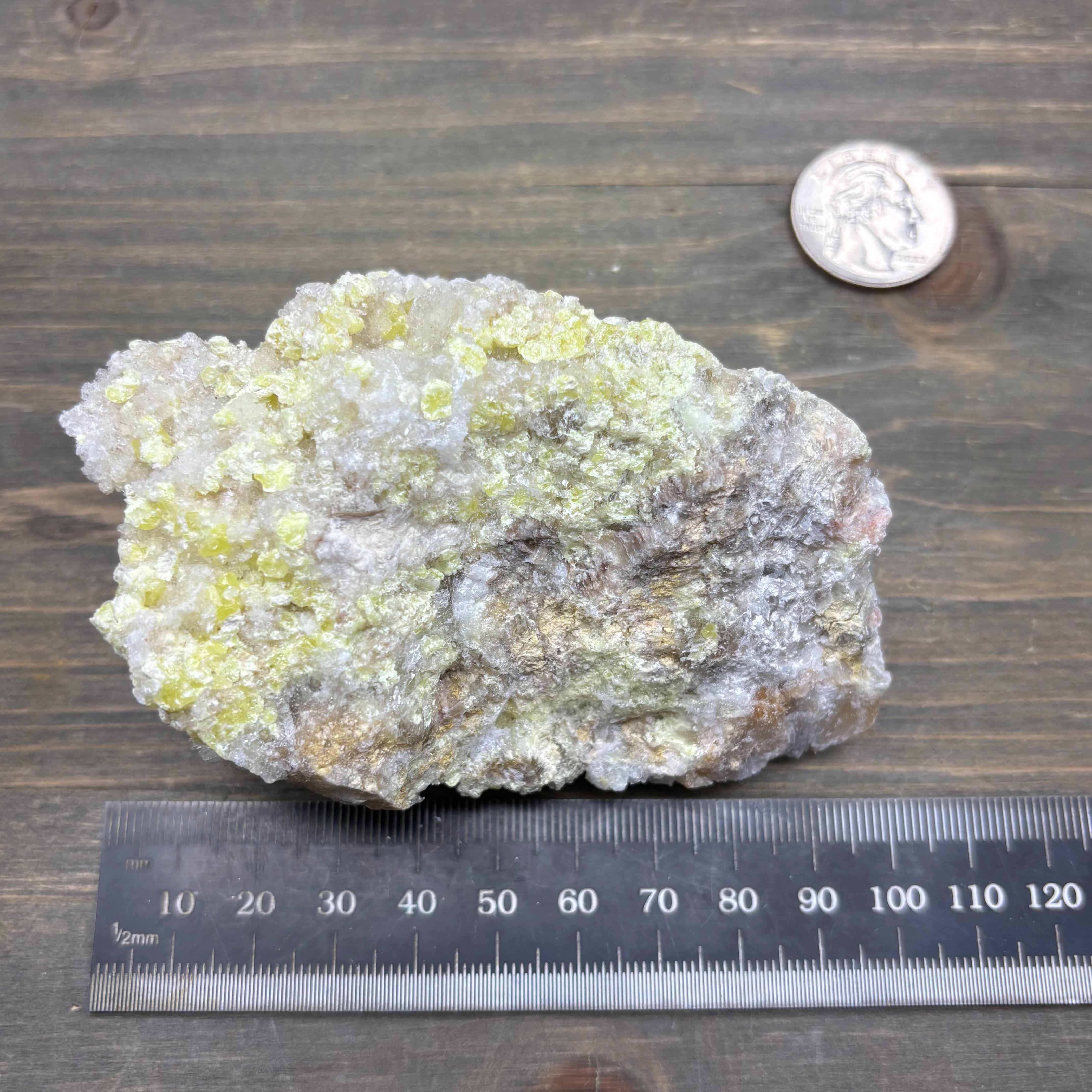 Sulfur on Quartz - 100