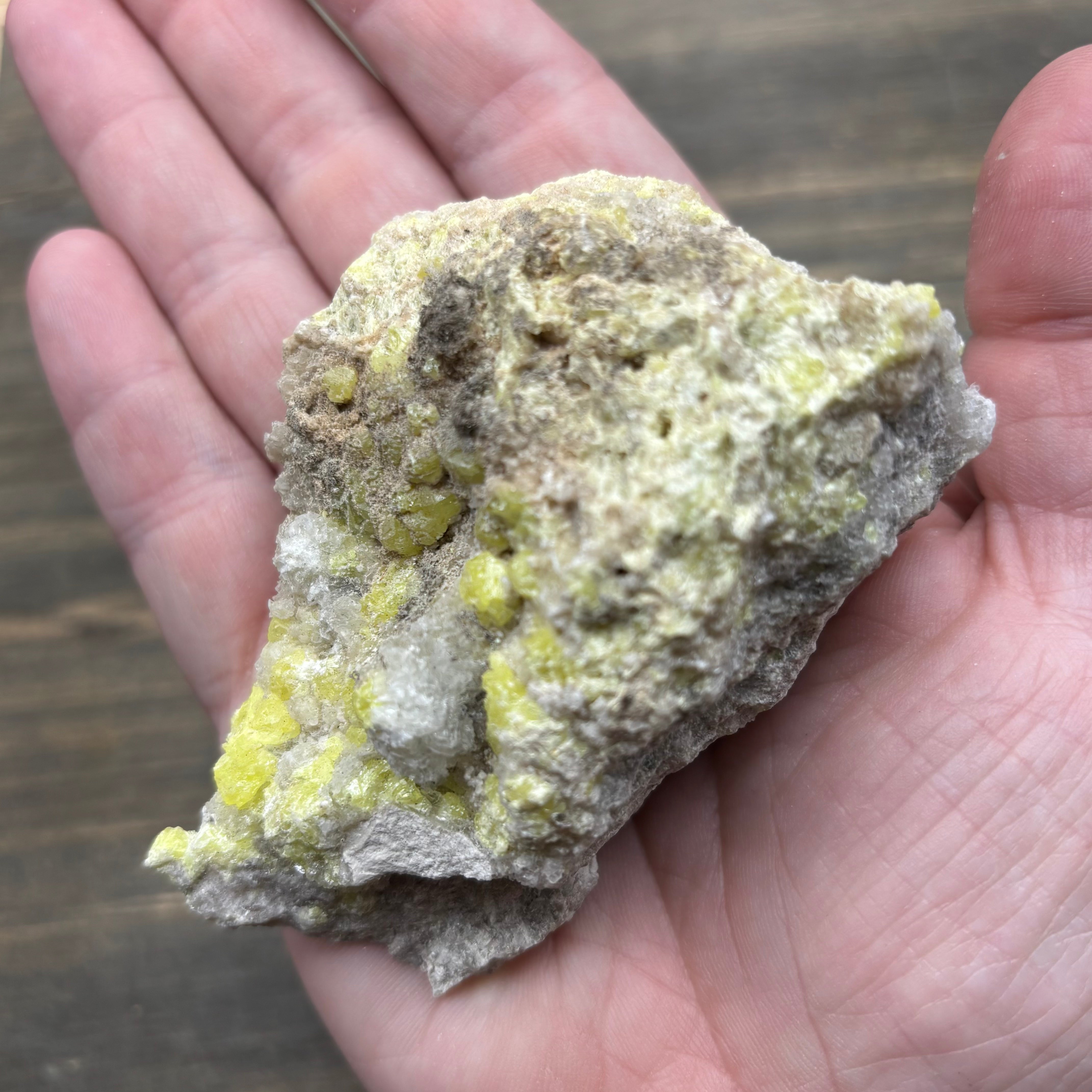 Sulfur on Quartz - 101