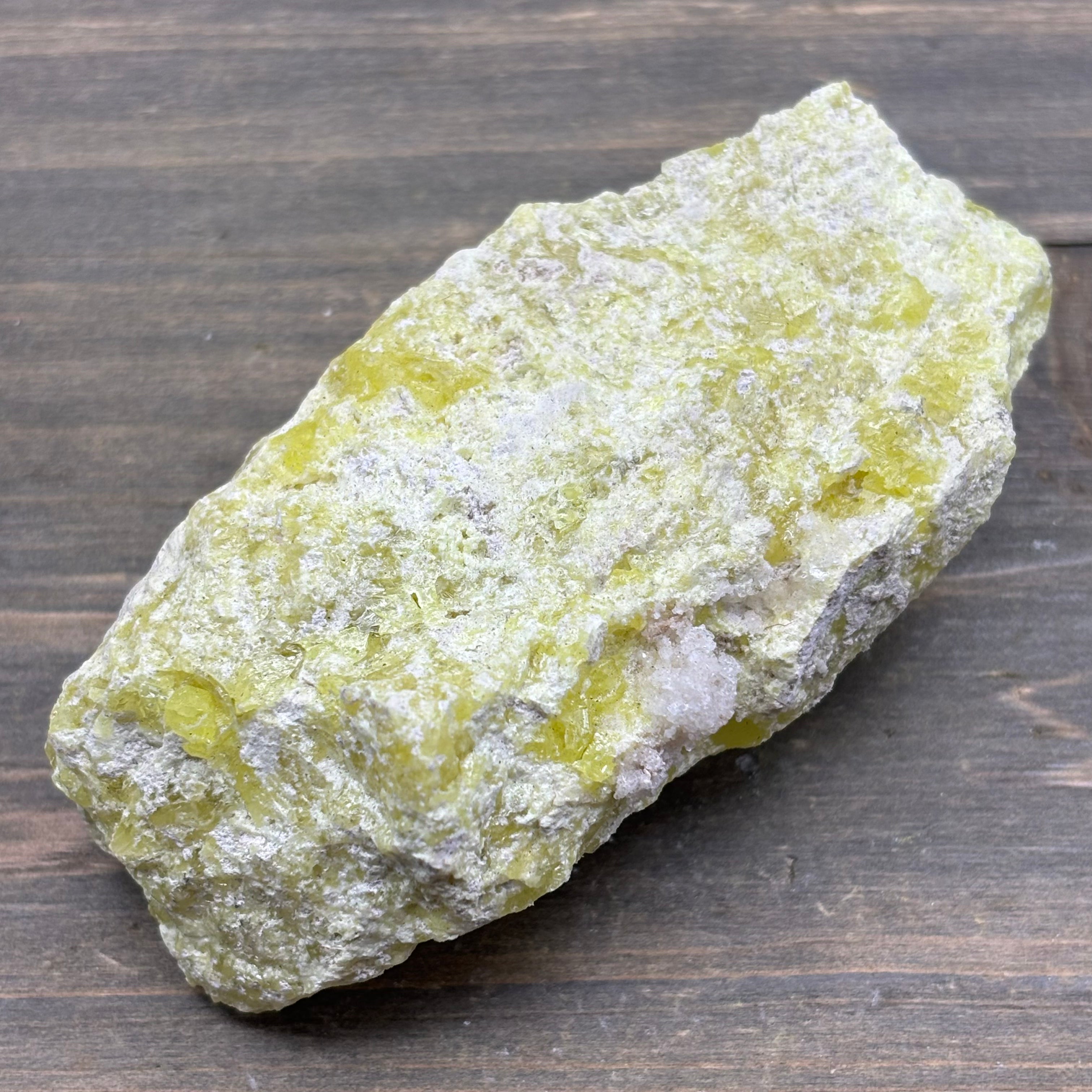 Sulfur on Quartz - 102