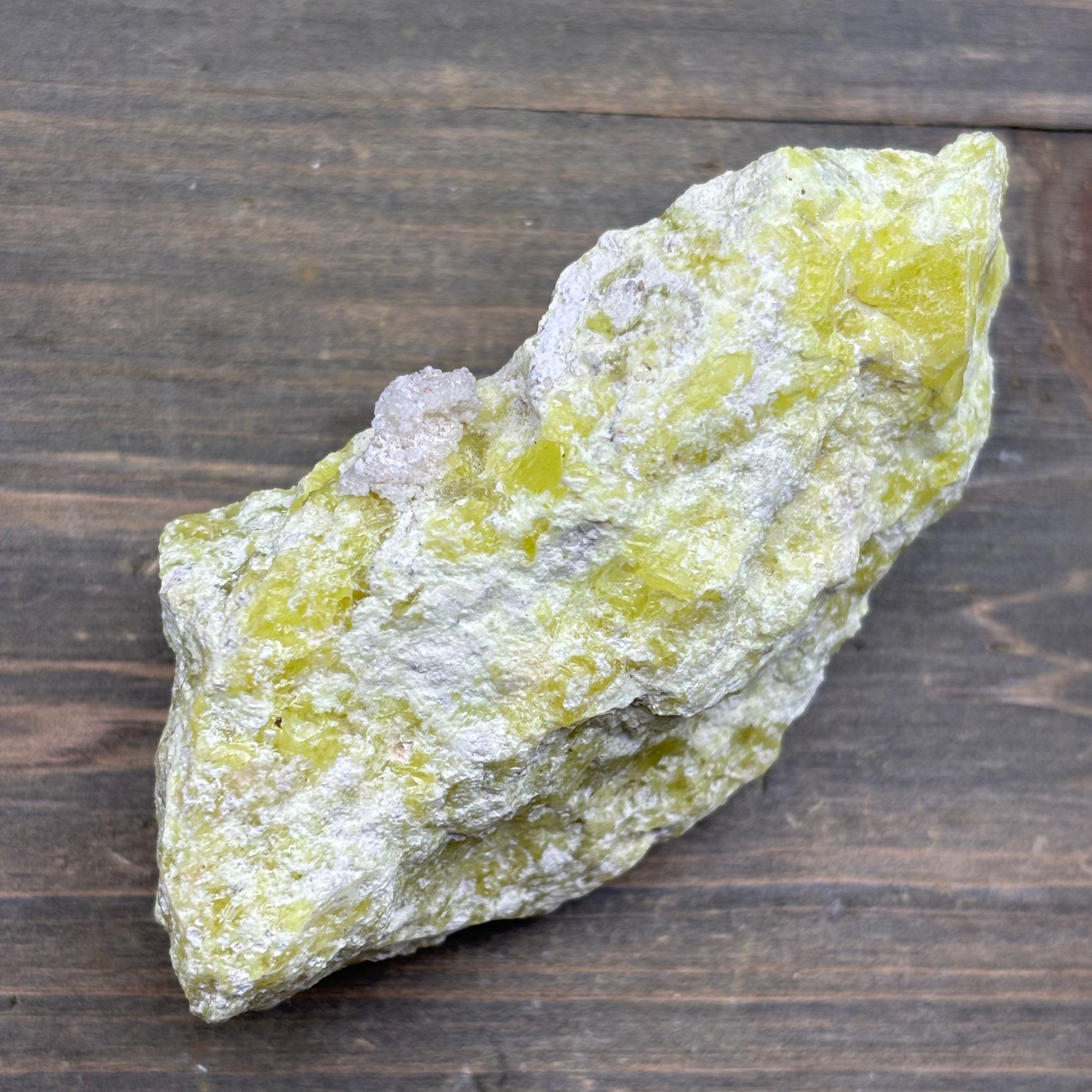 Sulfur on Quartz - 102