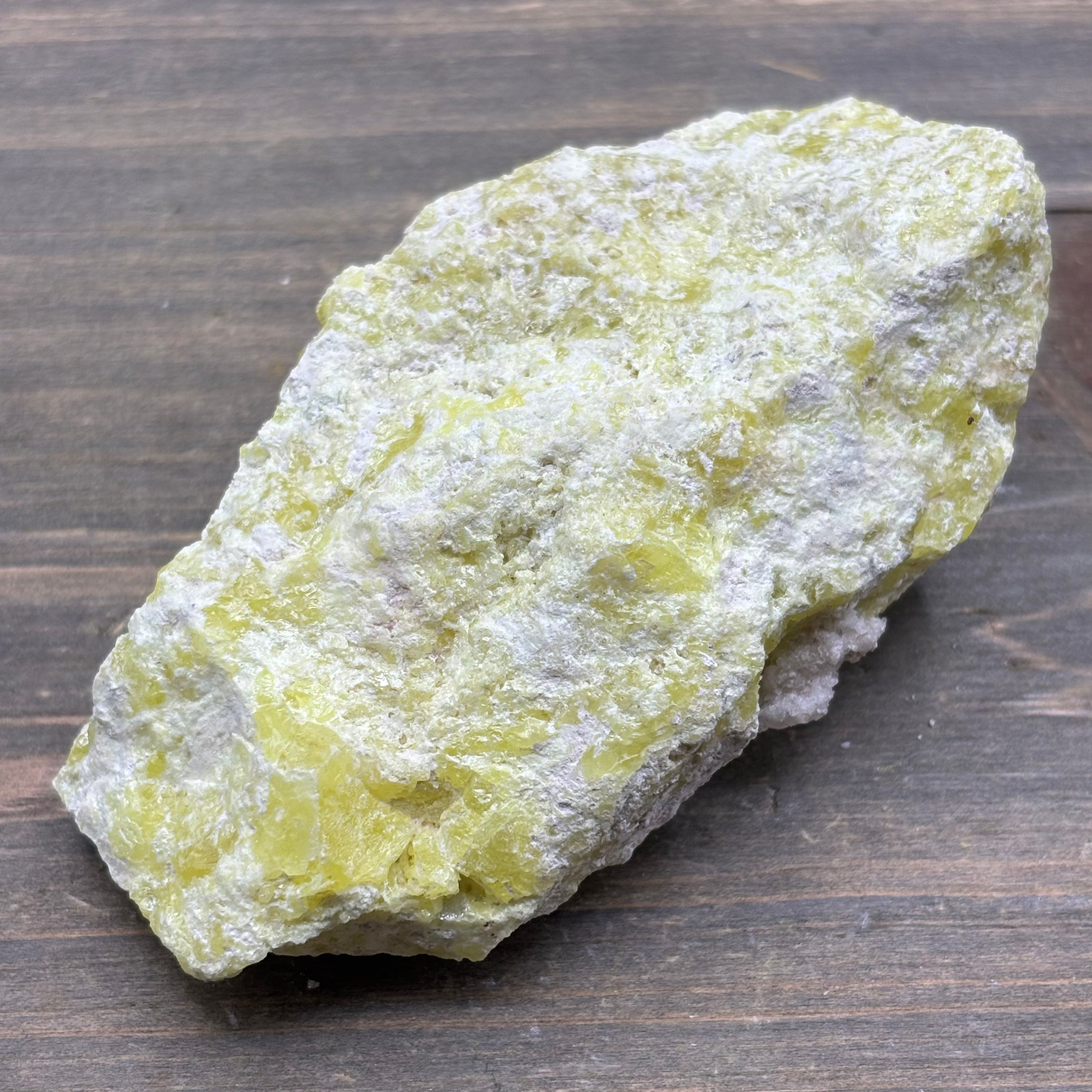 Sulfur on Quartz - 102