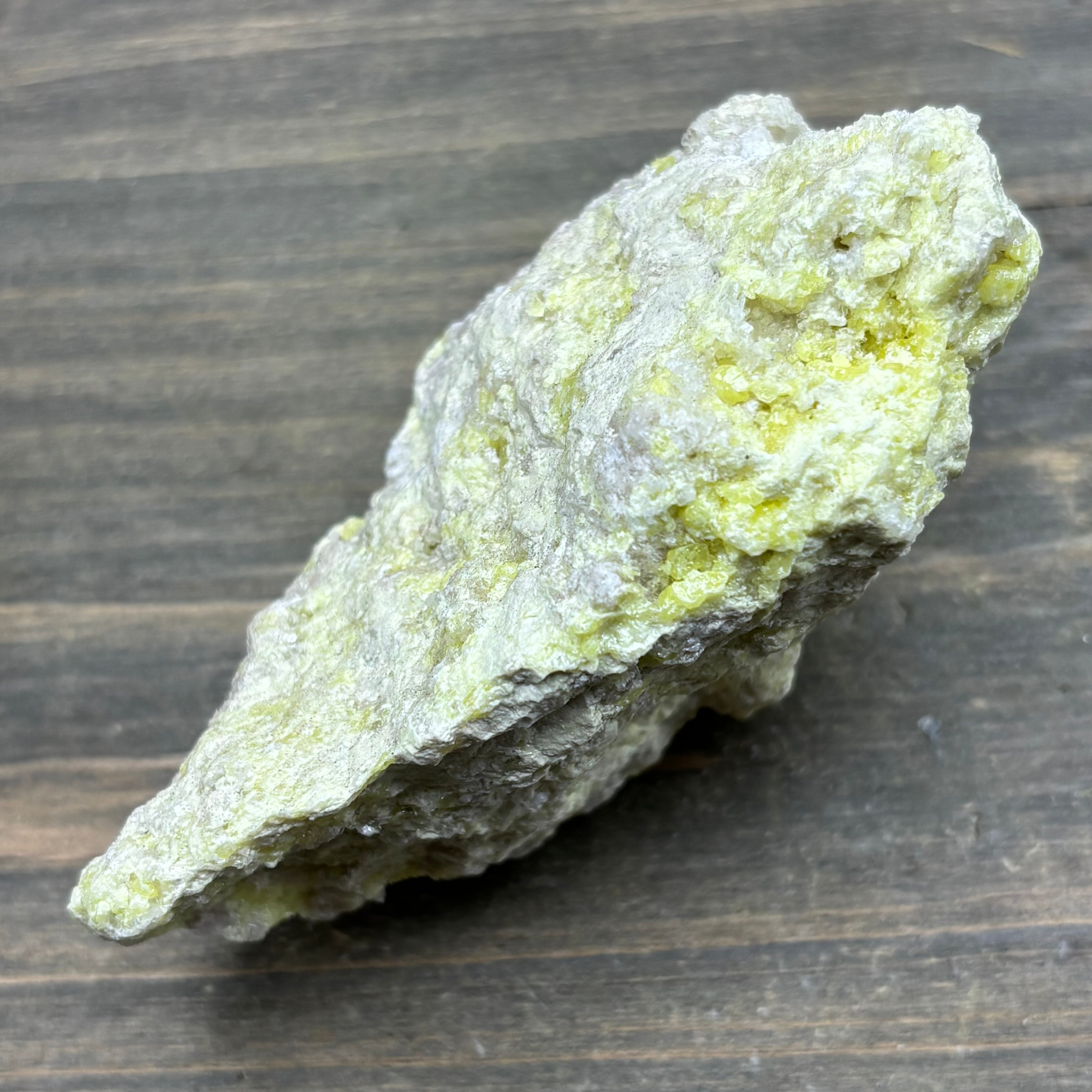 Sulfur on Quartz - 103
