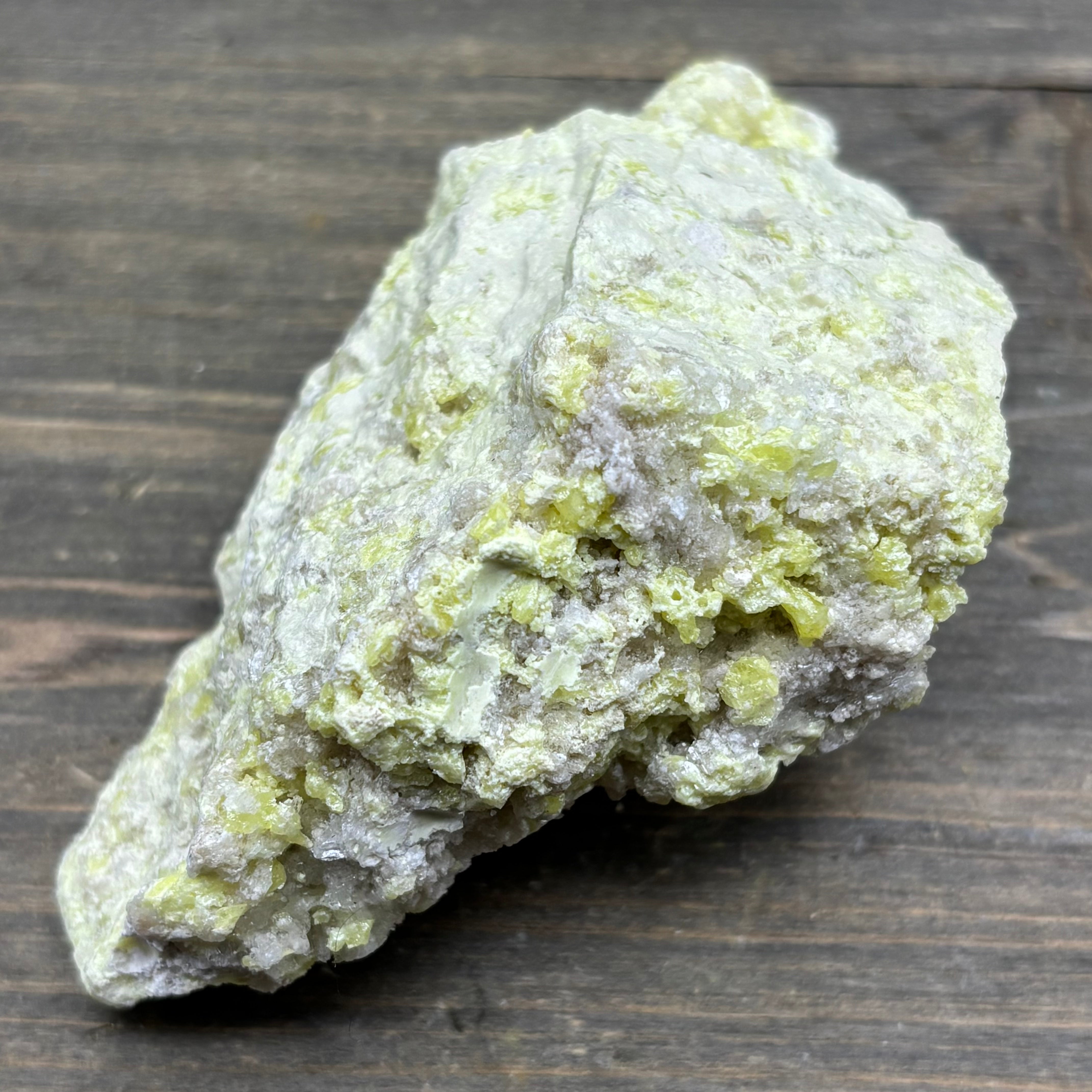 Sulfur on Quartz - 103