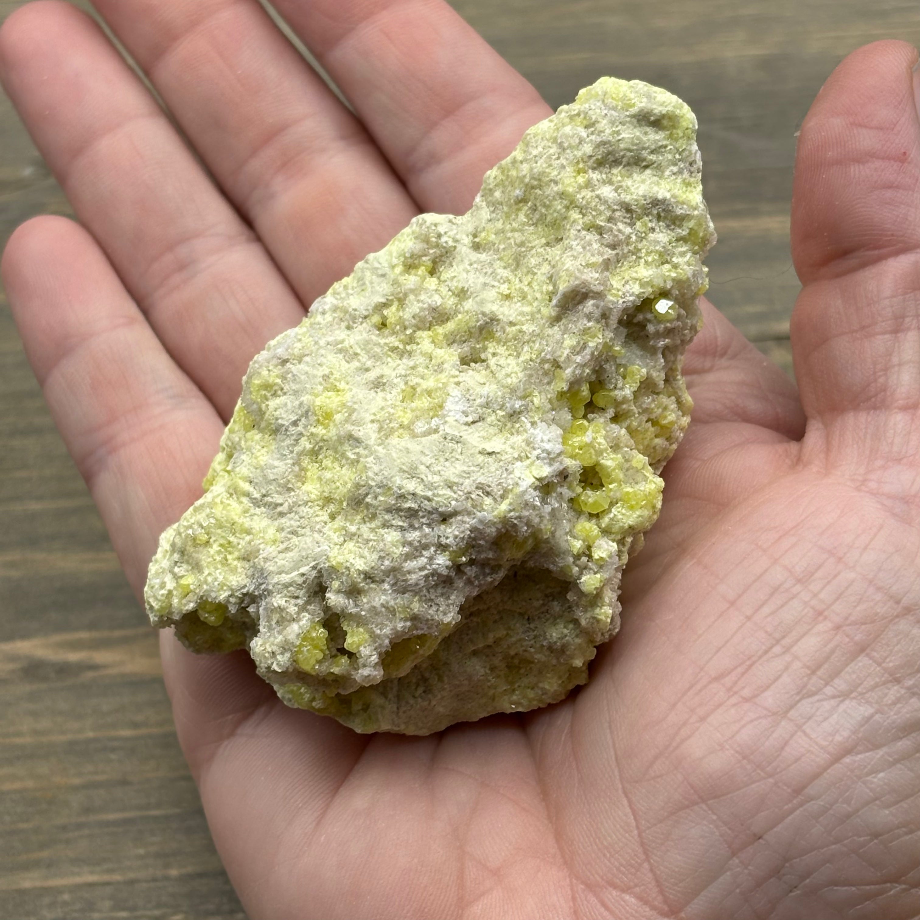 Sulfur on Quartz - 103