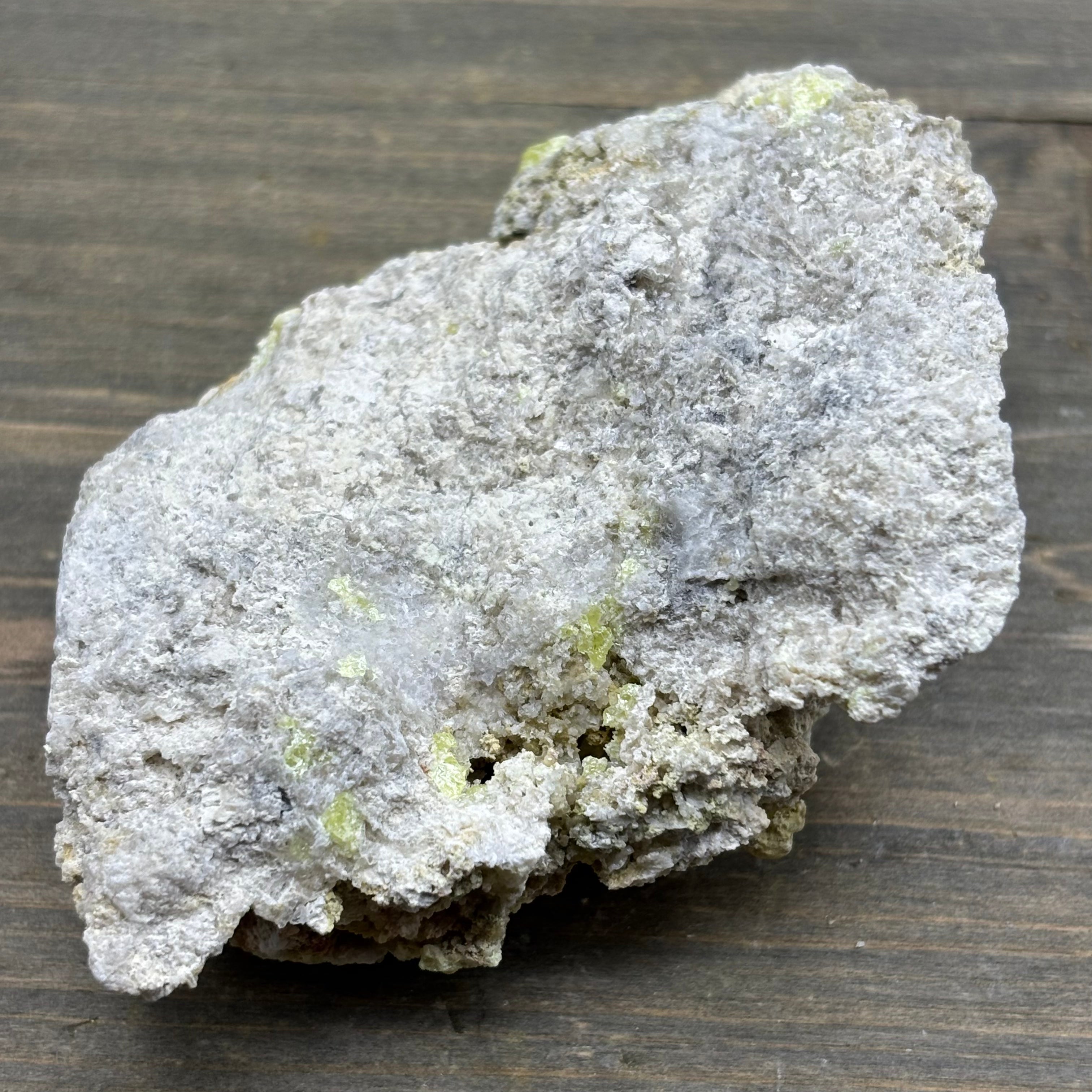 Sulfur on Quartz - 106