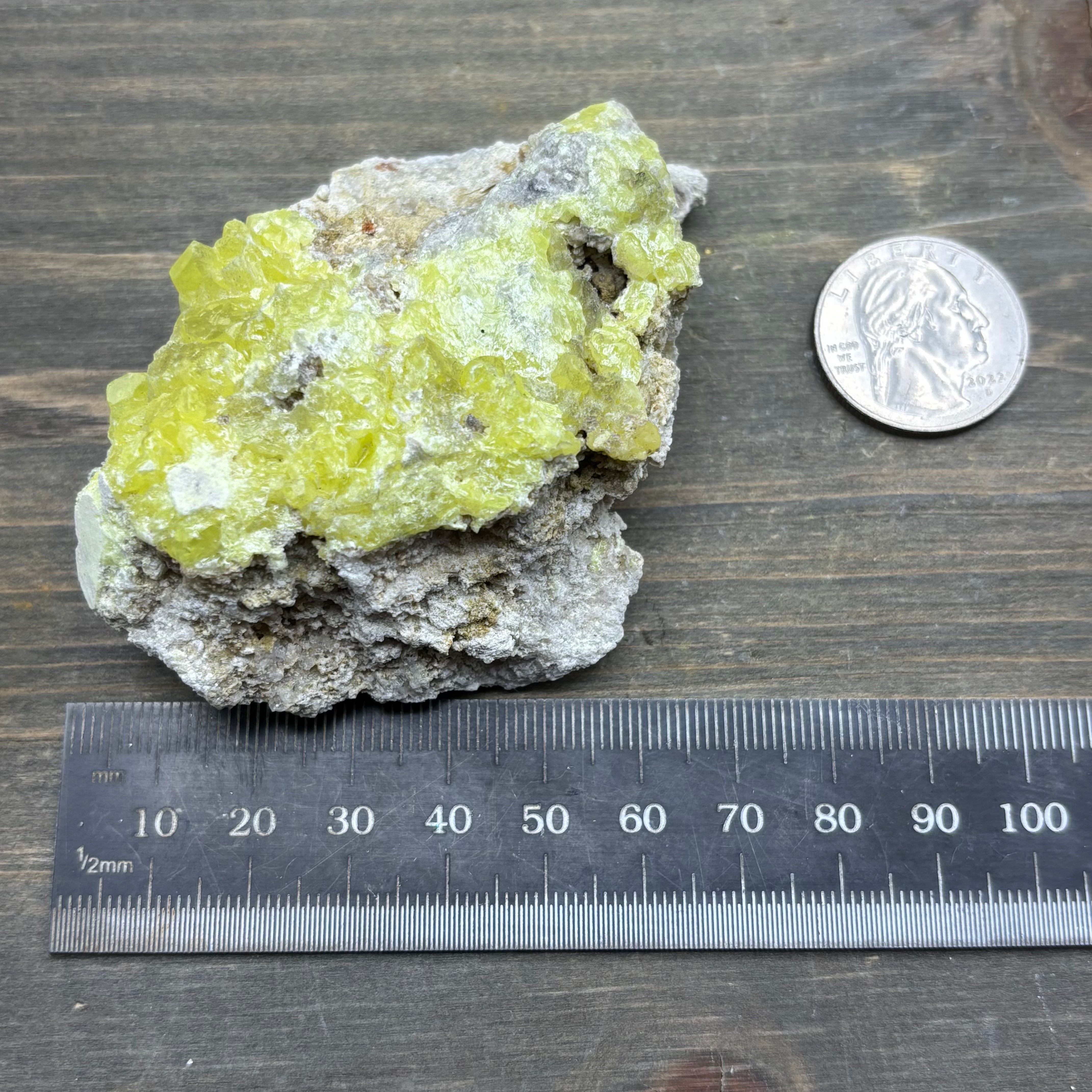 Sulfur on Quartz - 106
