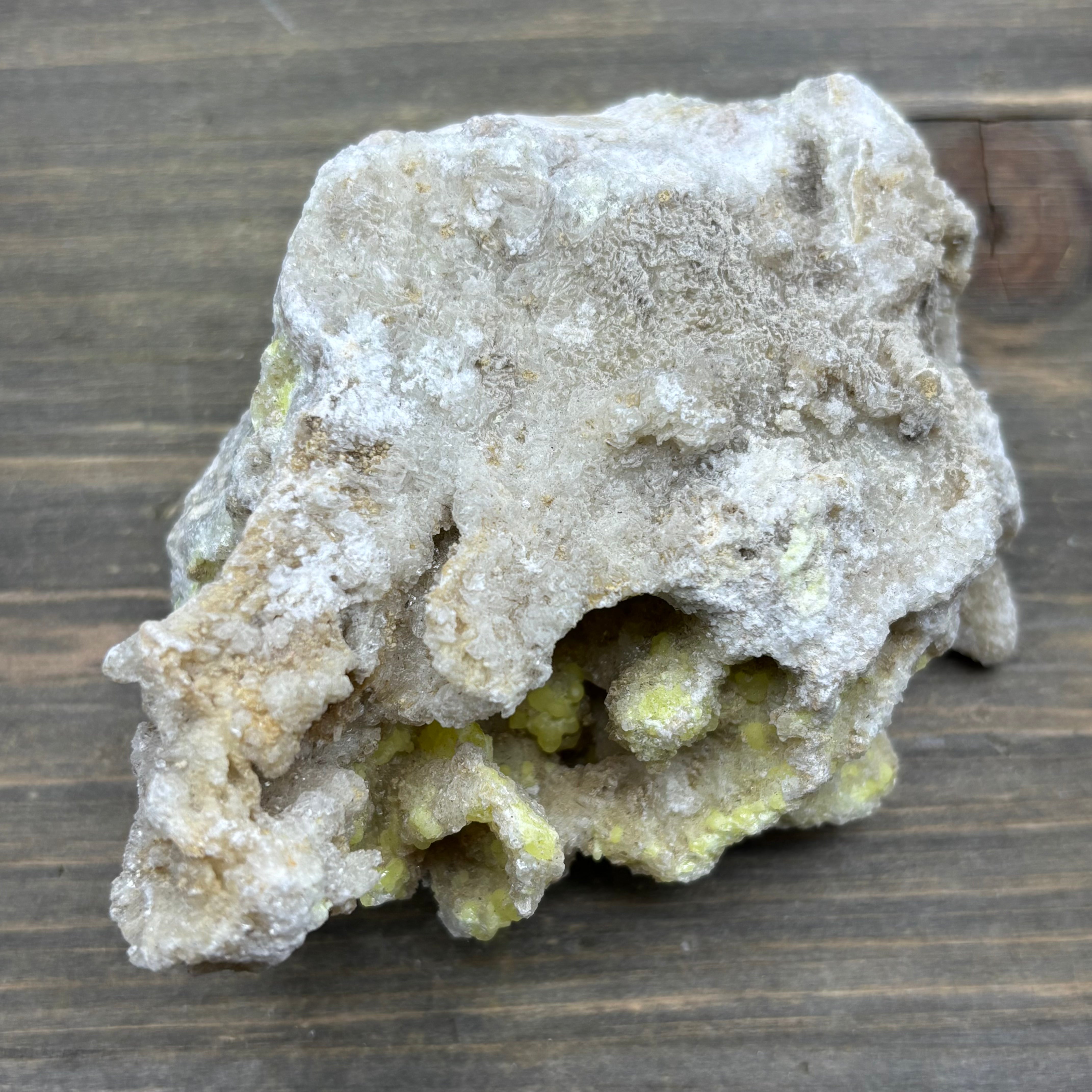 Sulfur on Quartz - 108