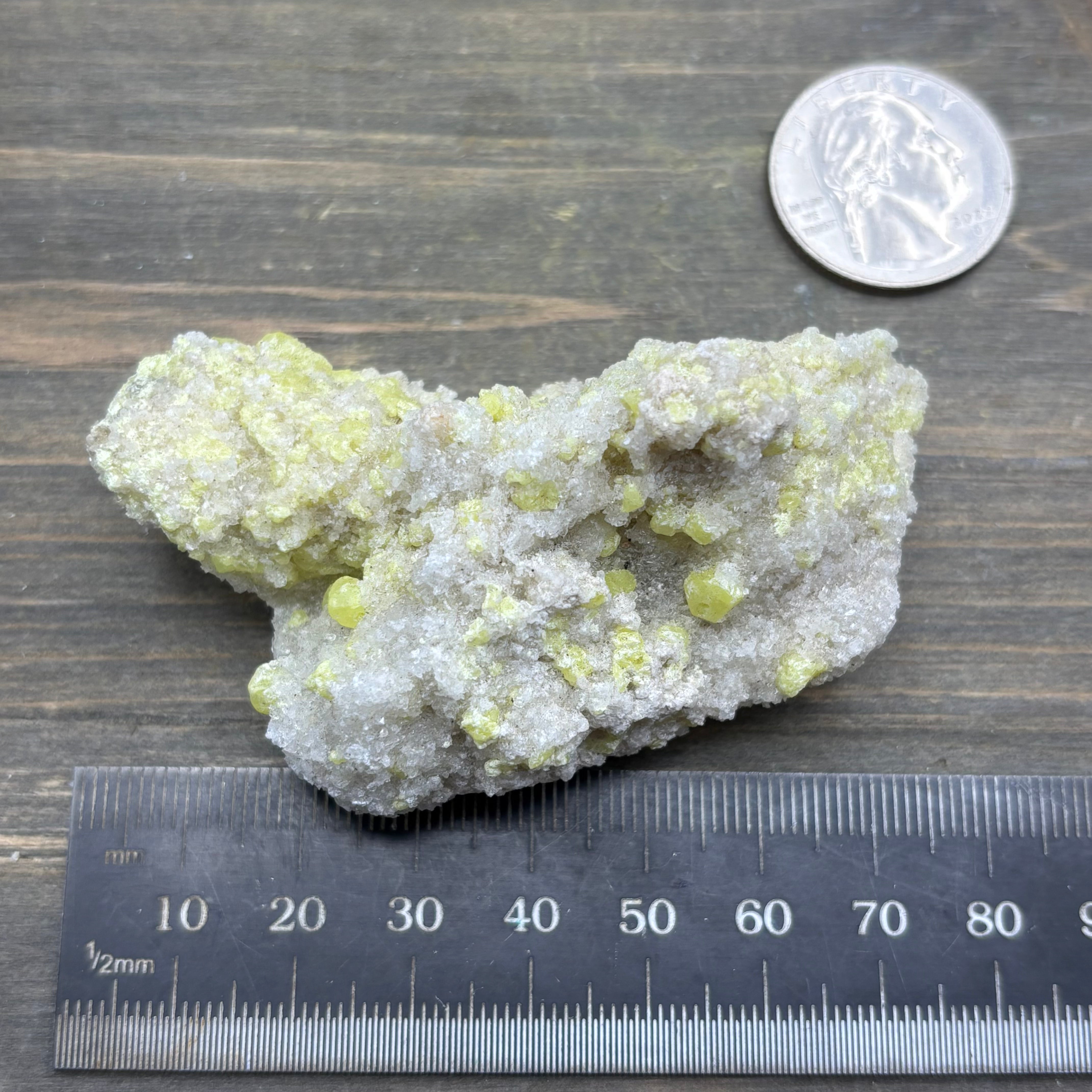 Sulfur on Quartz - 110
