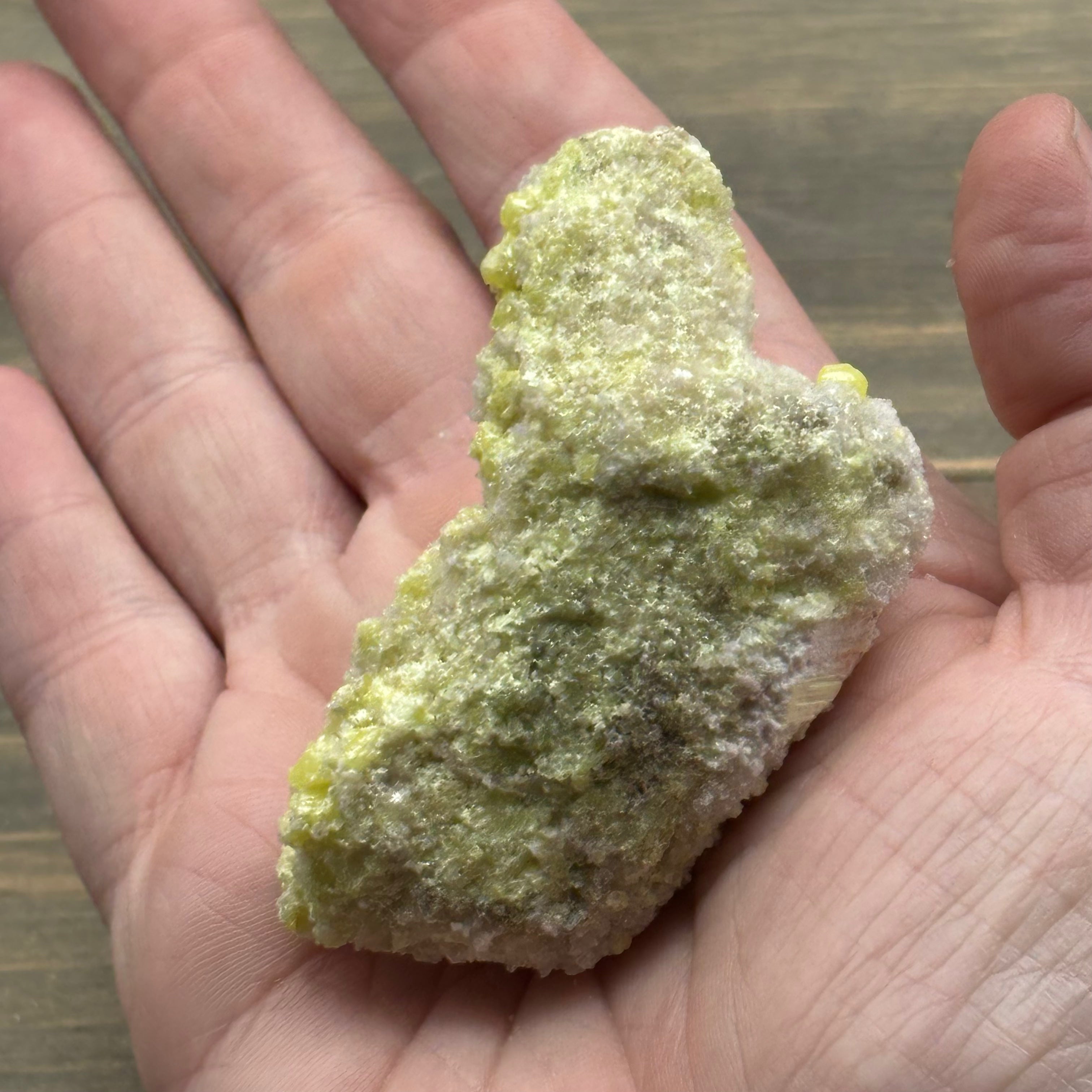 Sulfur on Quartz - 110