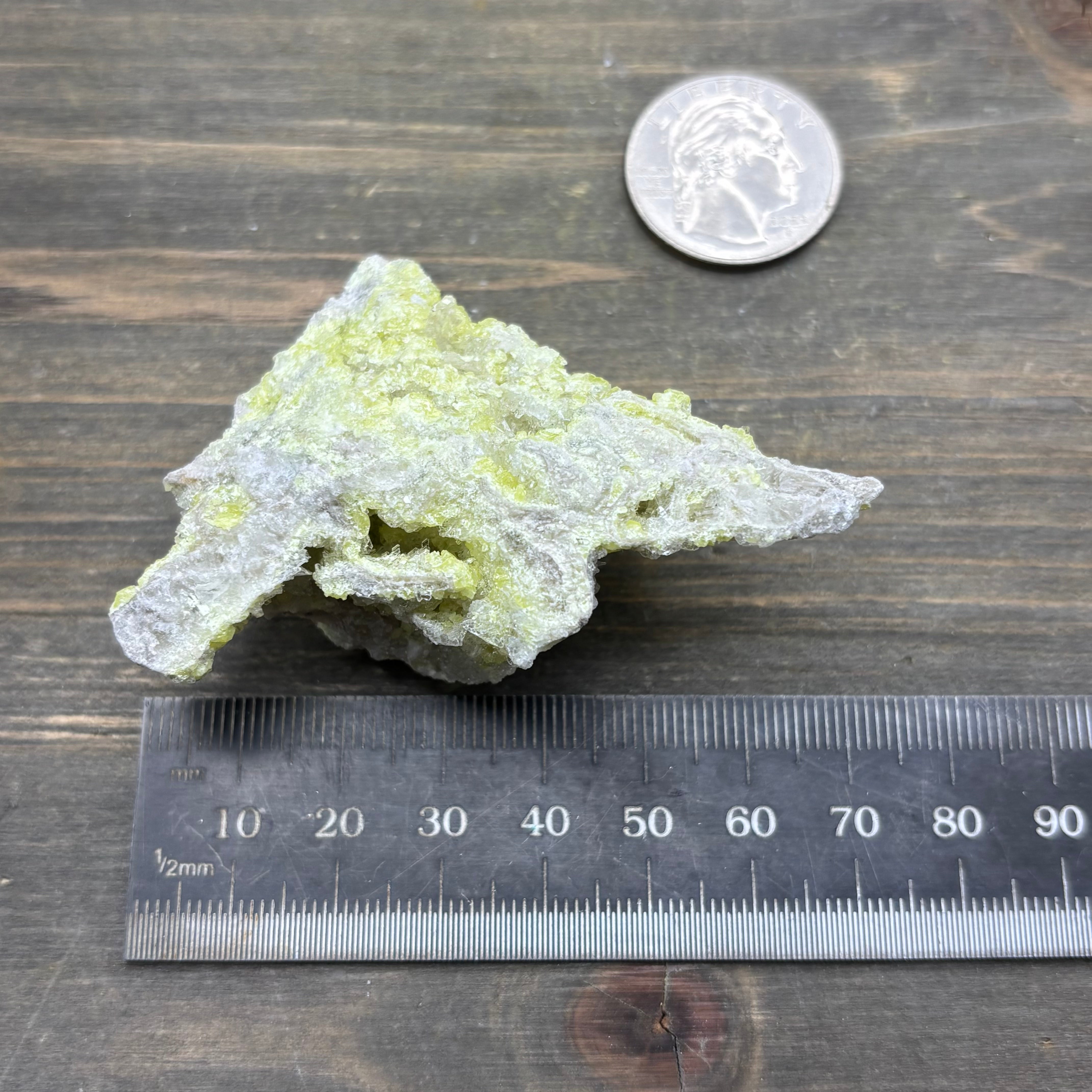 Sulfur on Quartz - 115