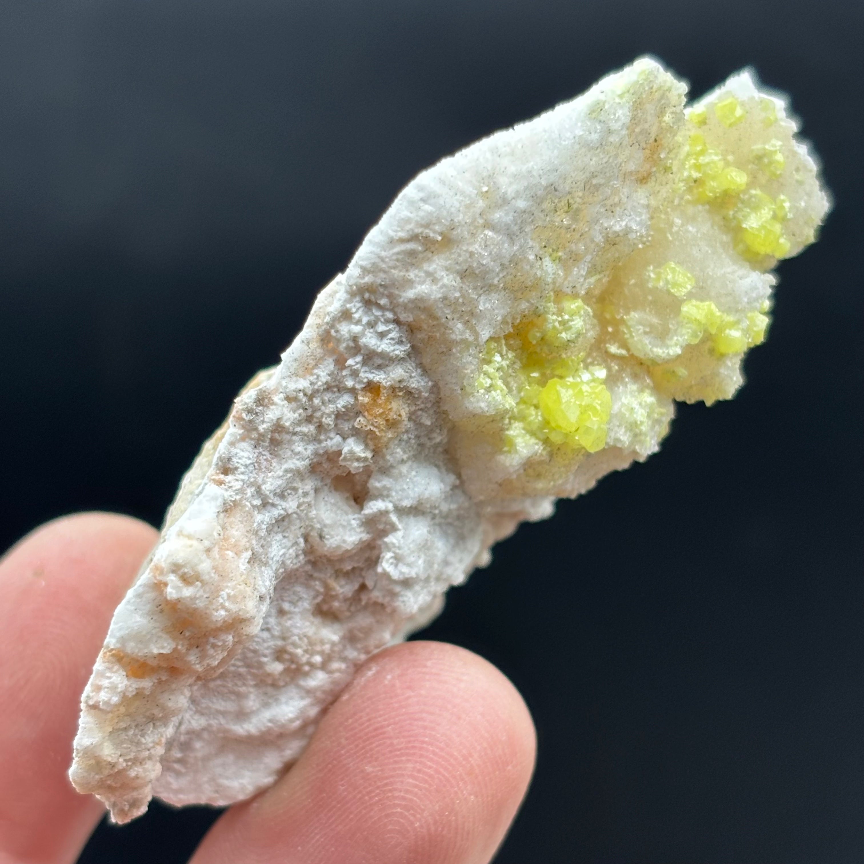 Sulfur on Quartz - 118