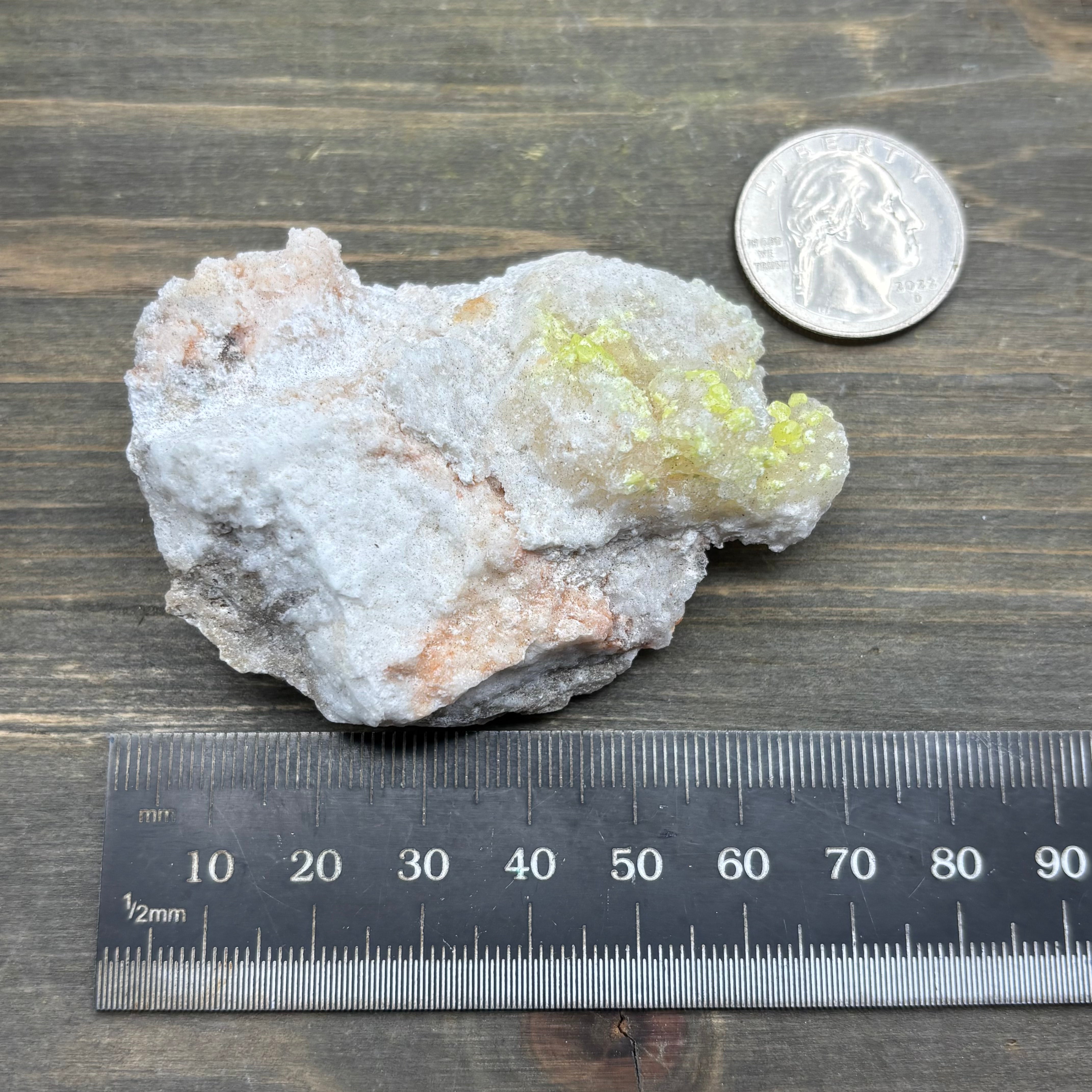 Sulfur on Quartz - 118