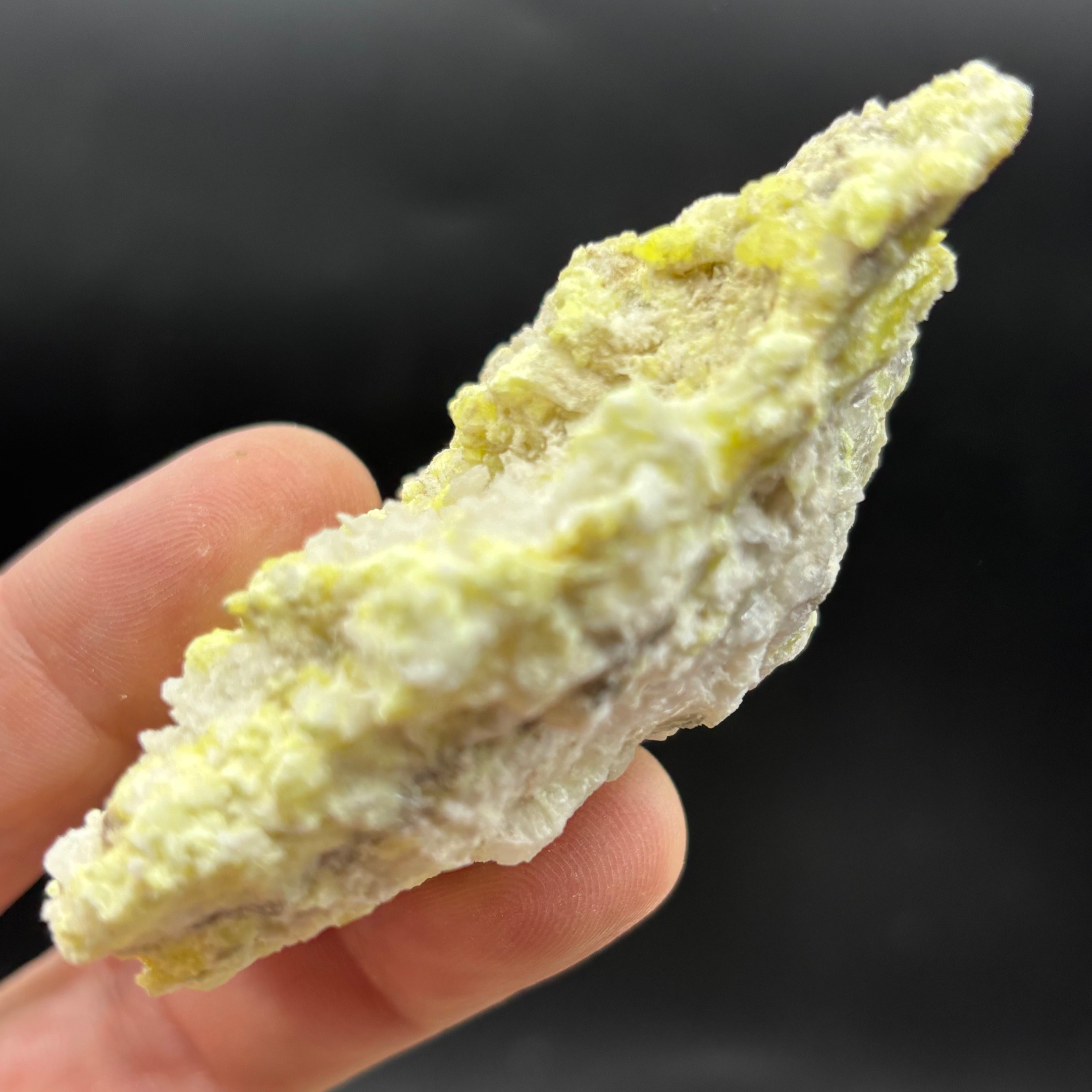 Sulfur on Quartz - 122