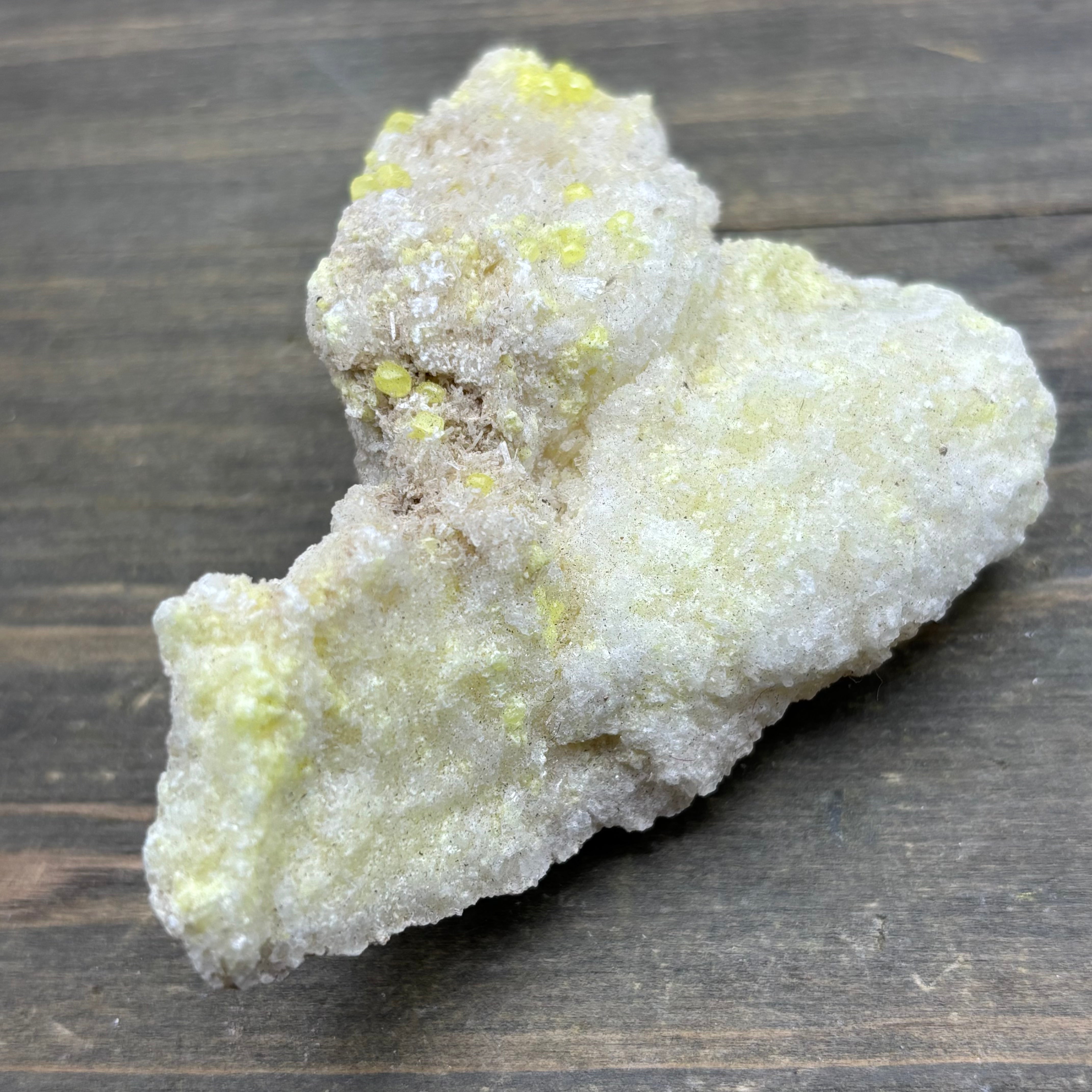 Sulfur on Quartz - 125