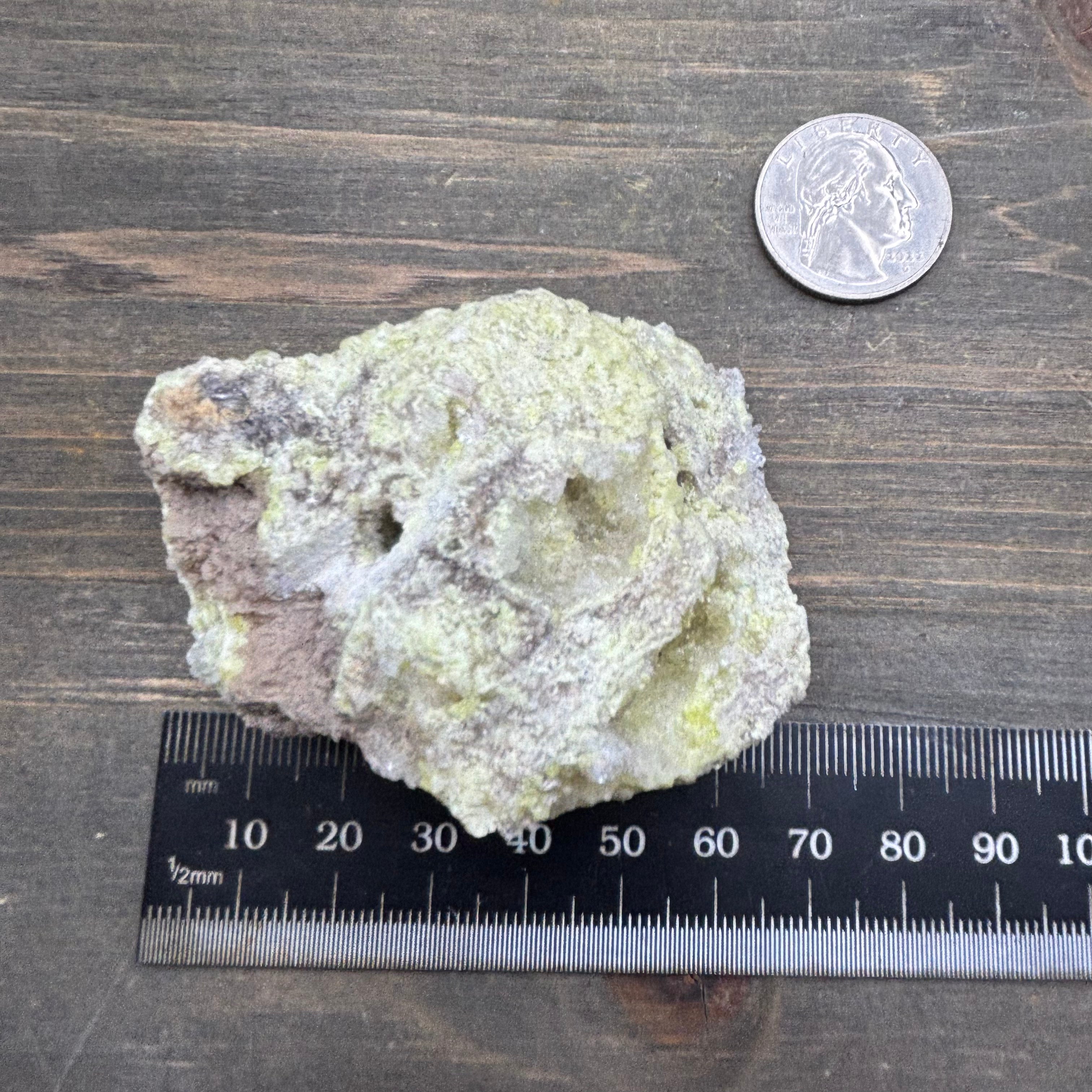 Sulfur on Quartz - 130