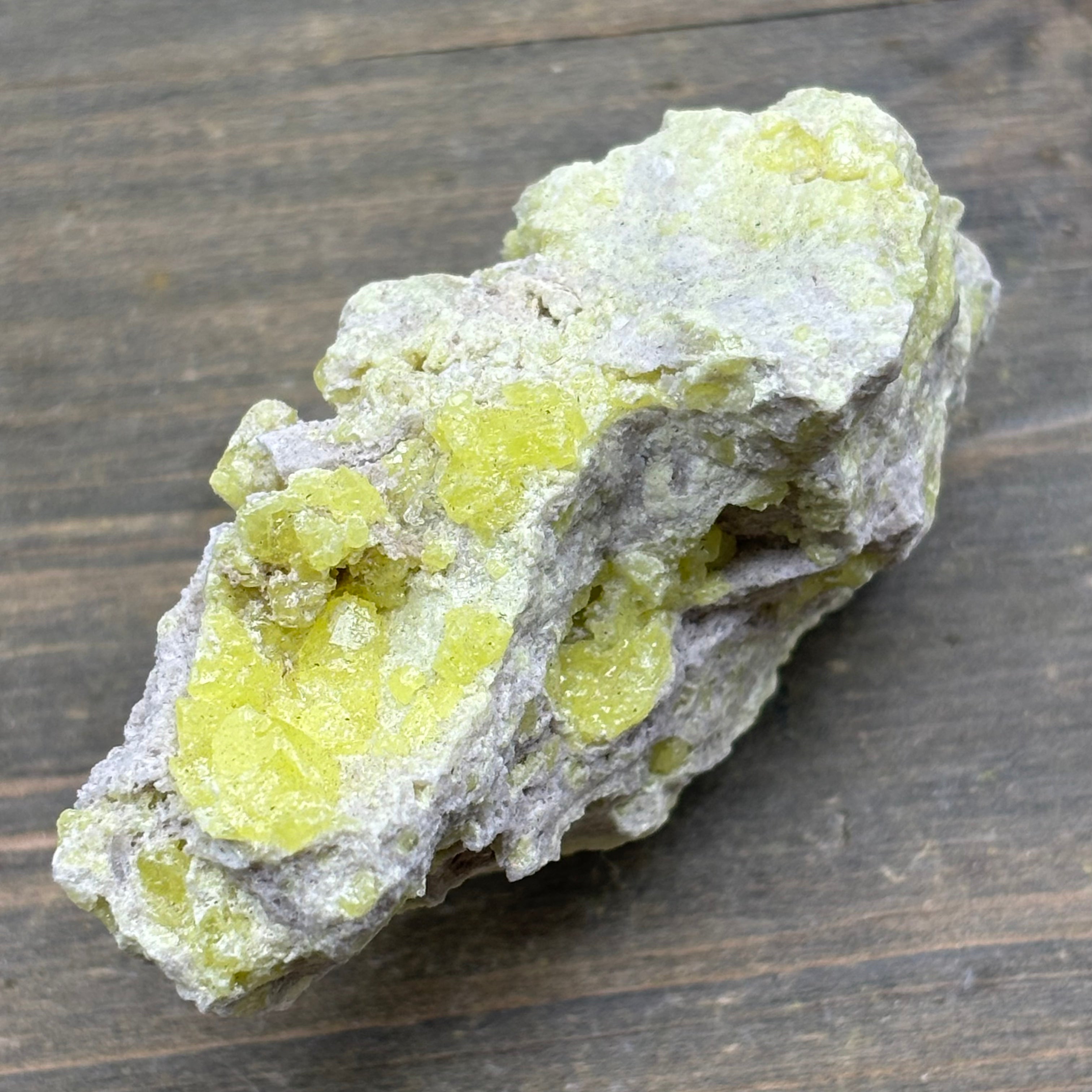 Sulfur on Quartz - 131