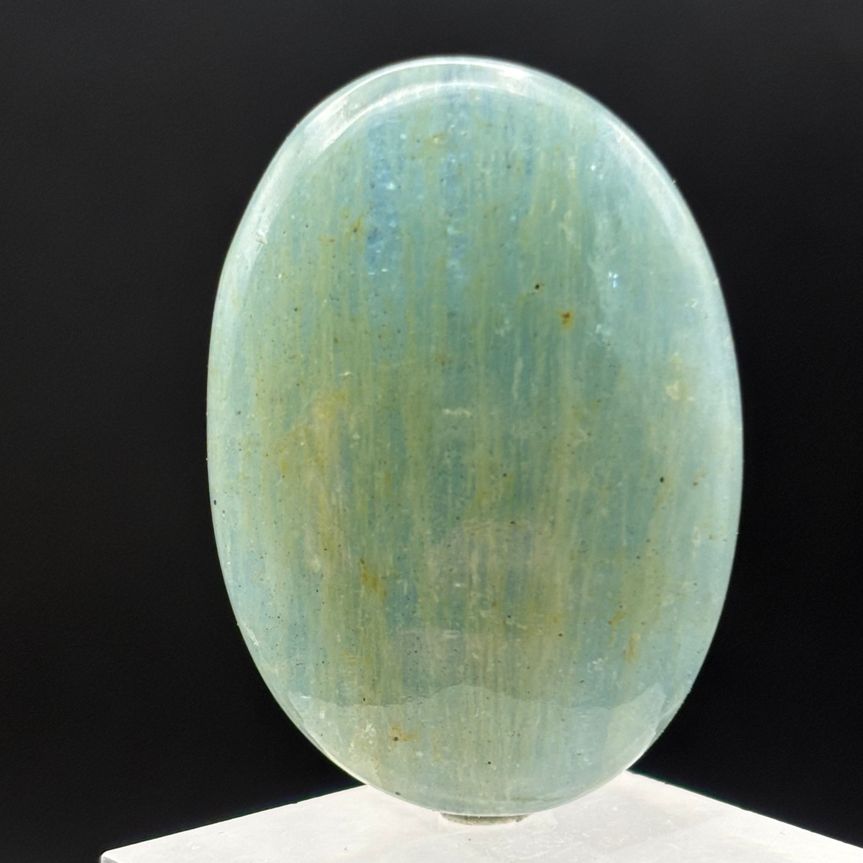 Aquamarine Magic Oval - 035