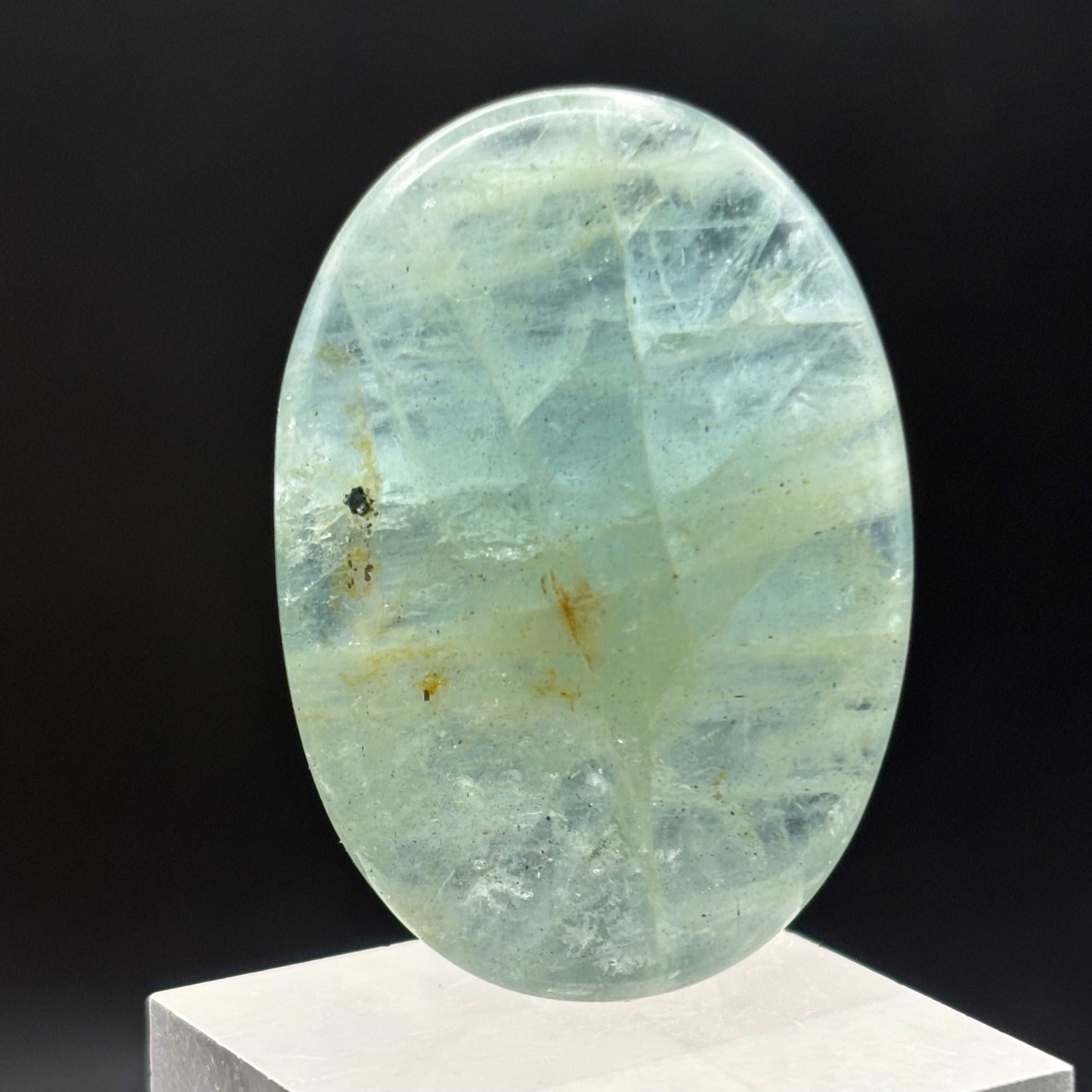 Aquamarine Magic Oval - 036