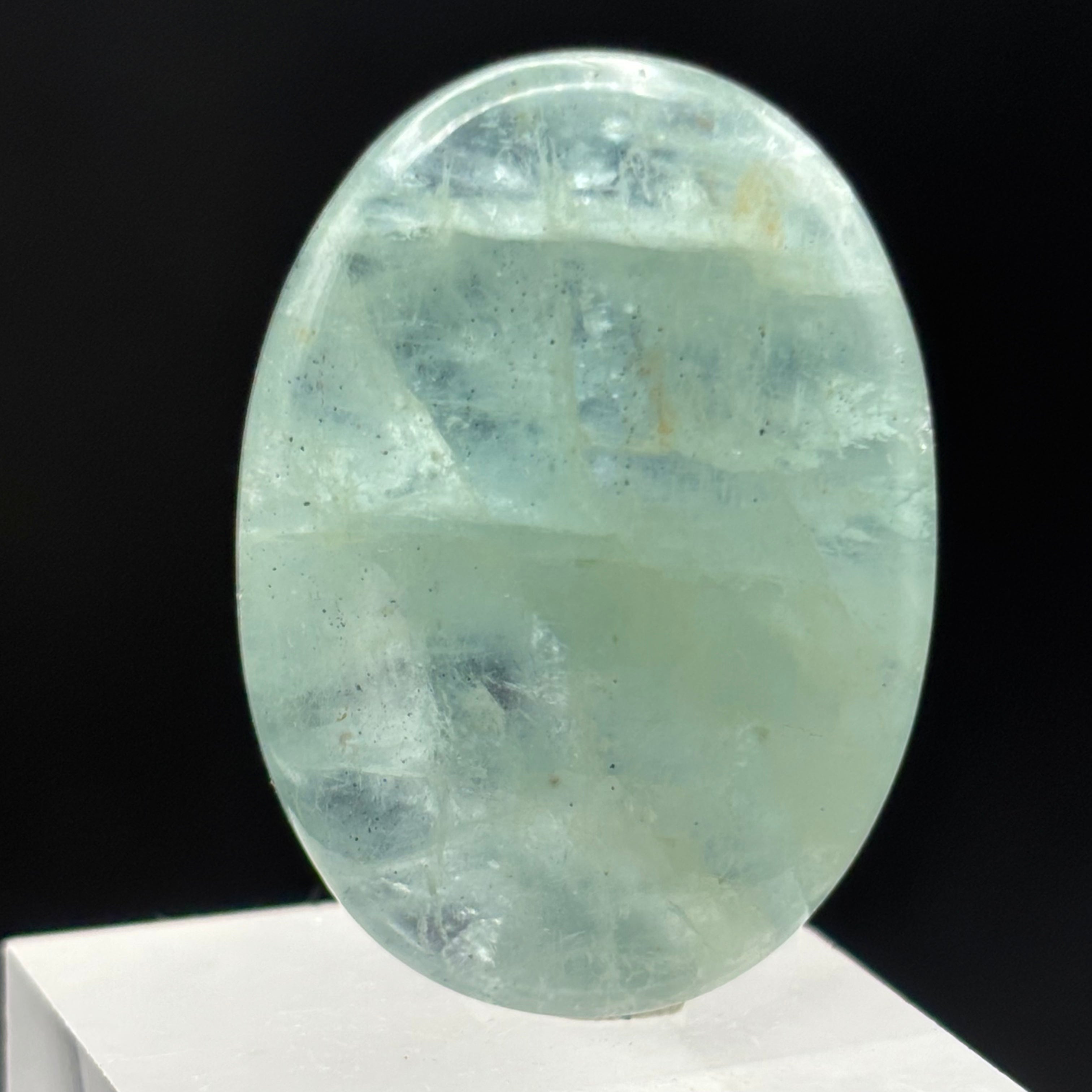 Aquamarine Magic Oval - 040