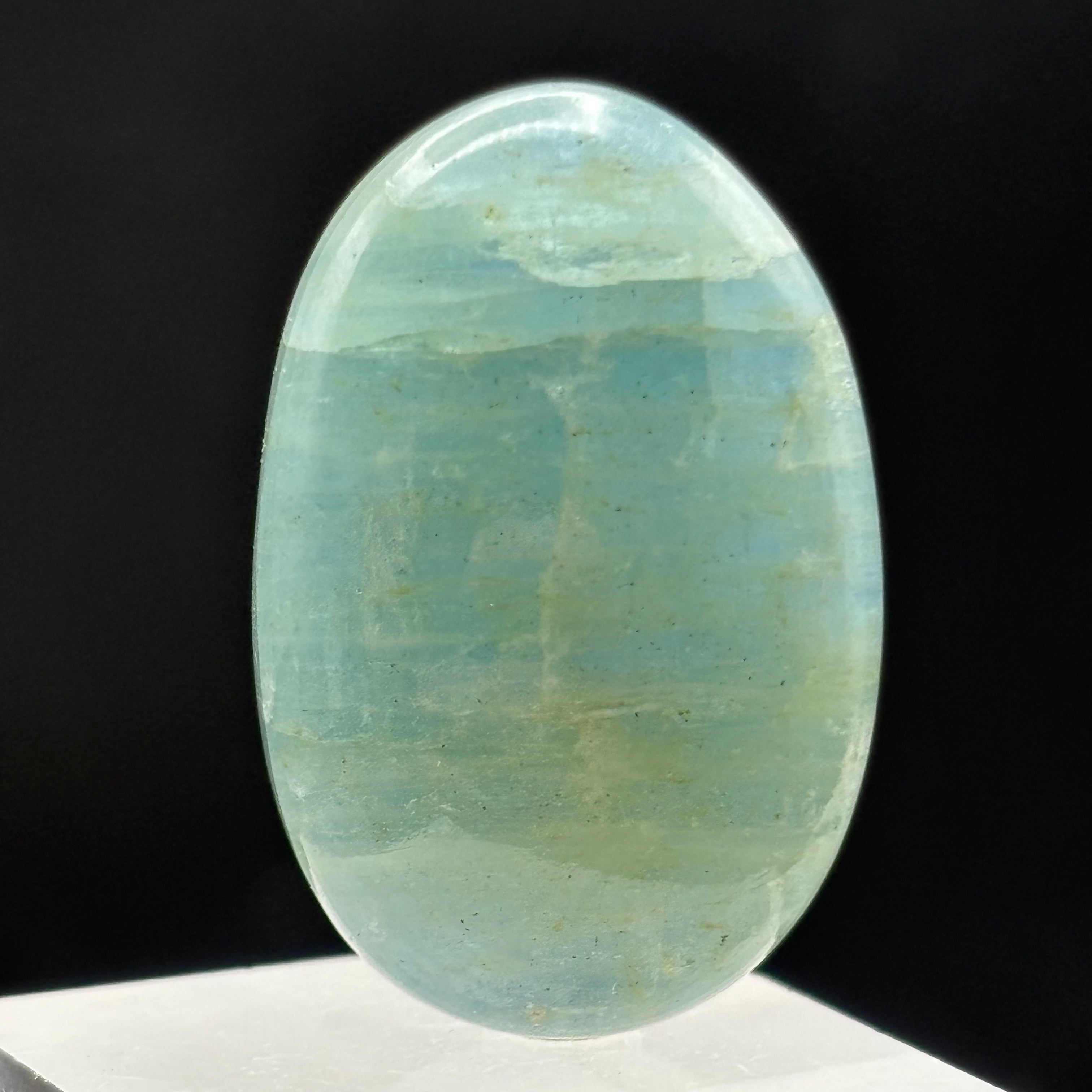 Aquamarine Magic Oval - 047