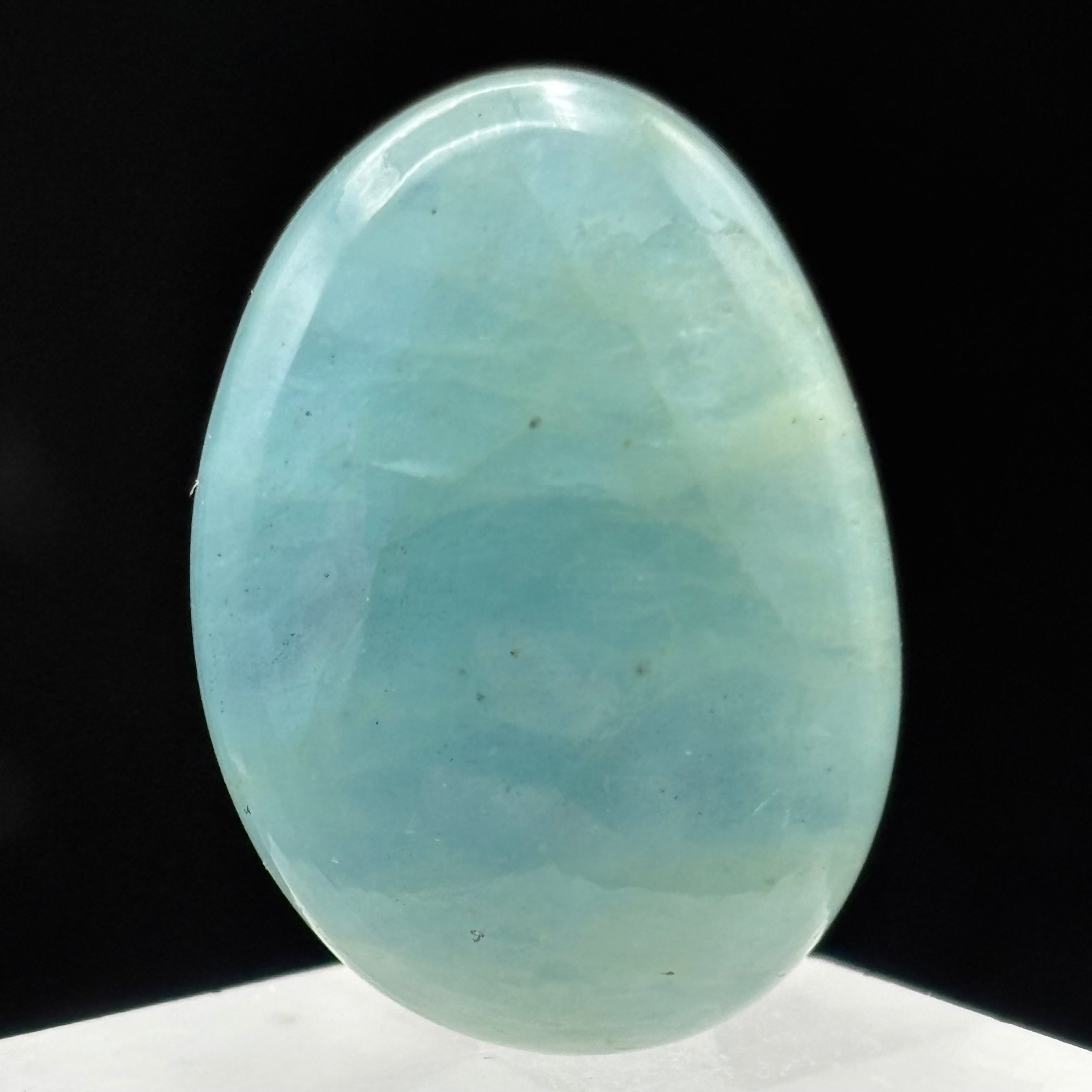 Aquamarine Magic Oval - 057