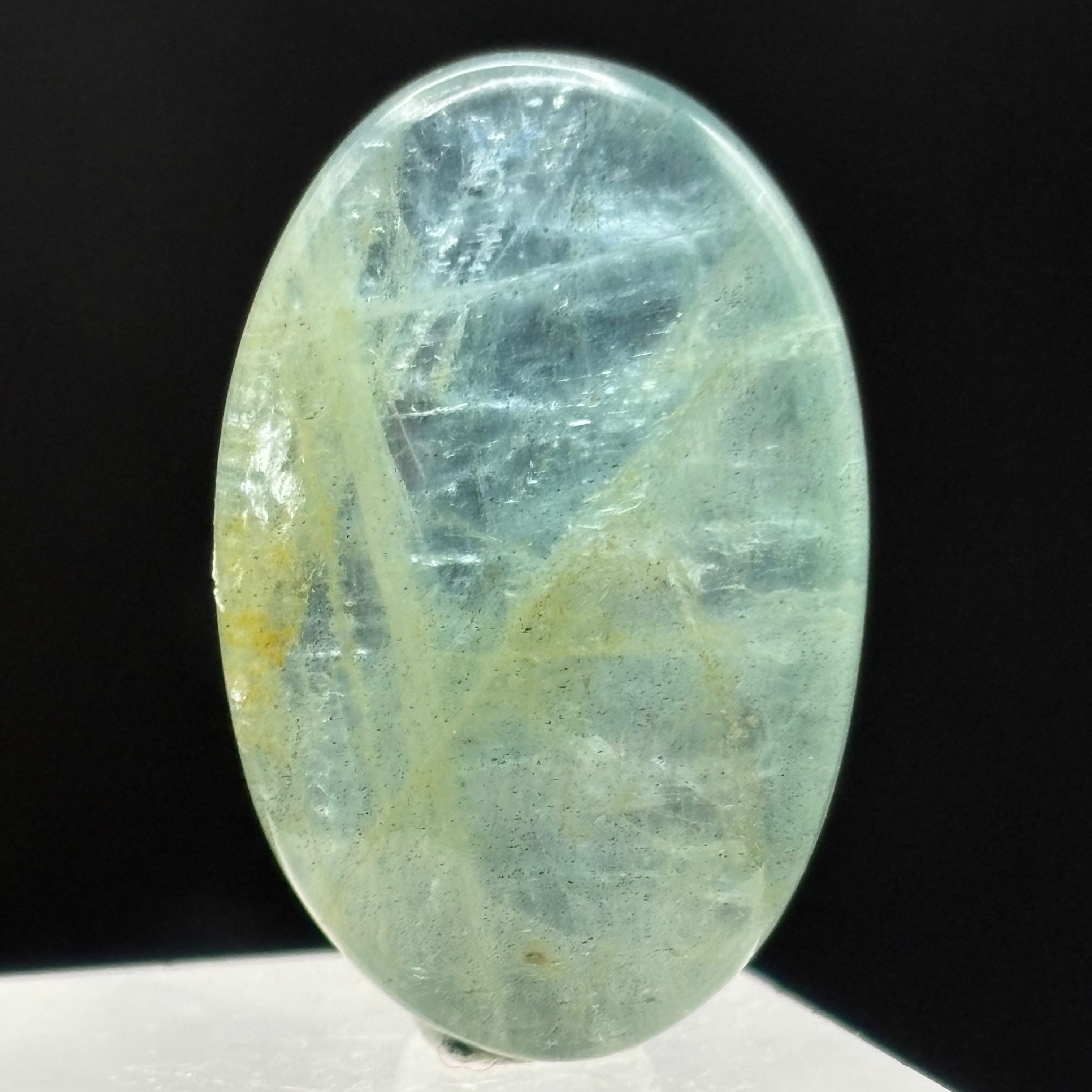 Aquamarine Magic Oval - 062