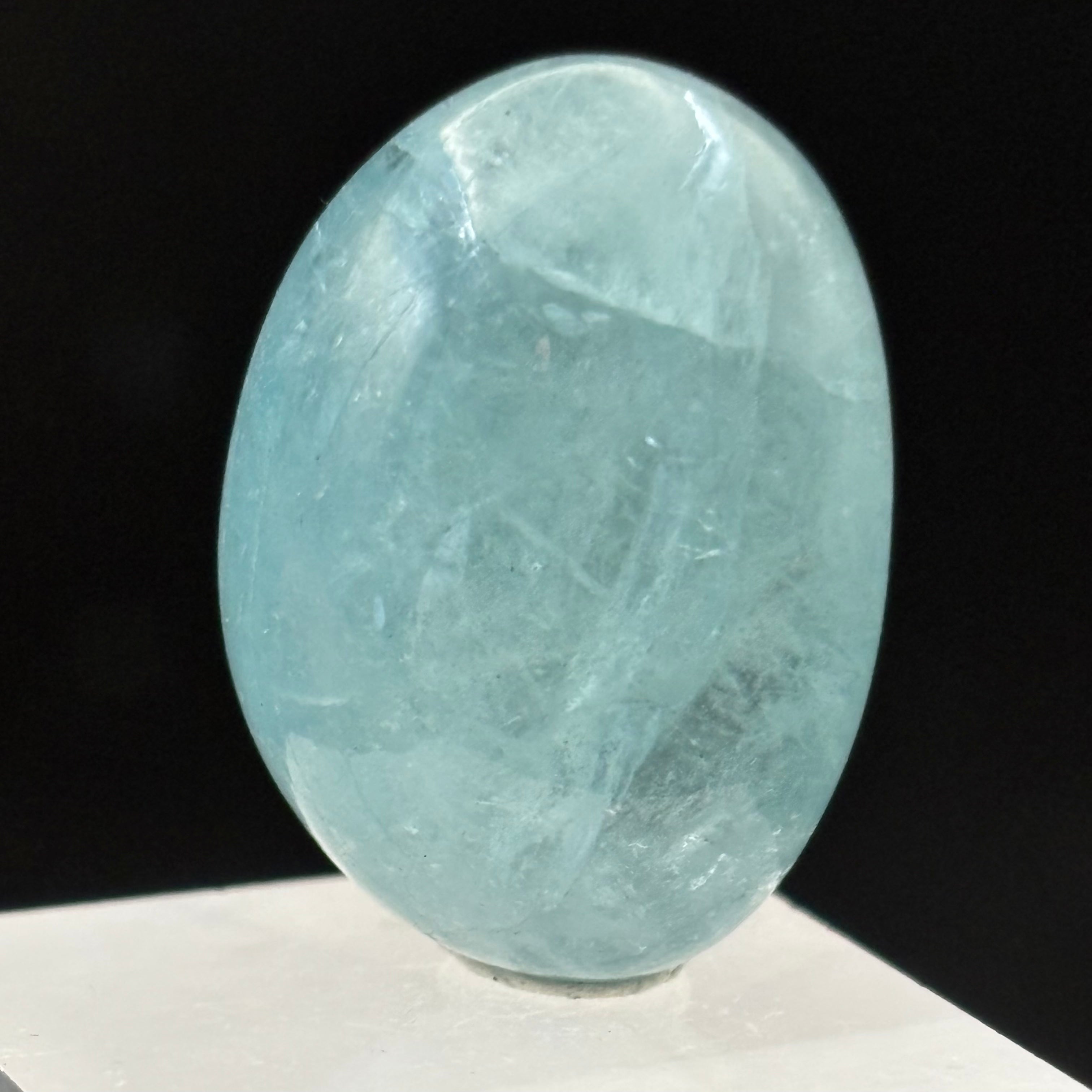 Aquamarine Magic Oval - 068