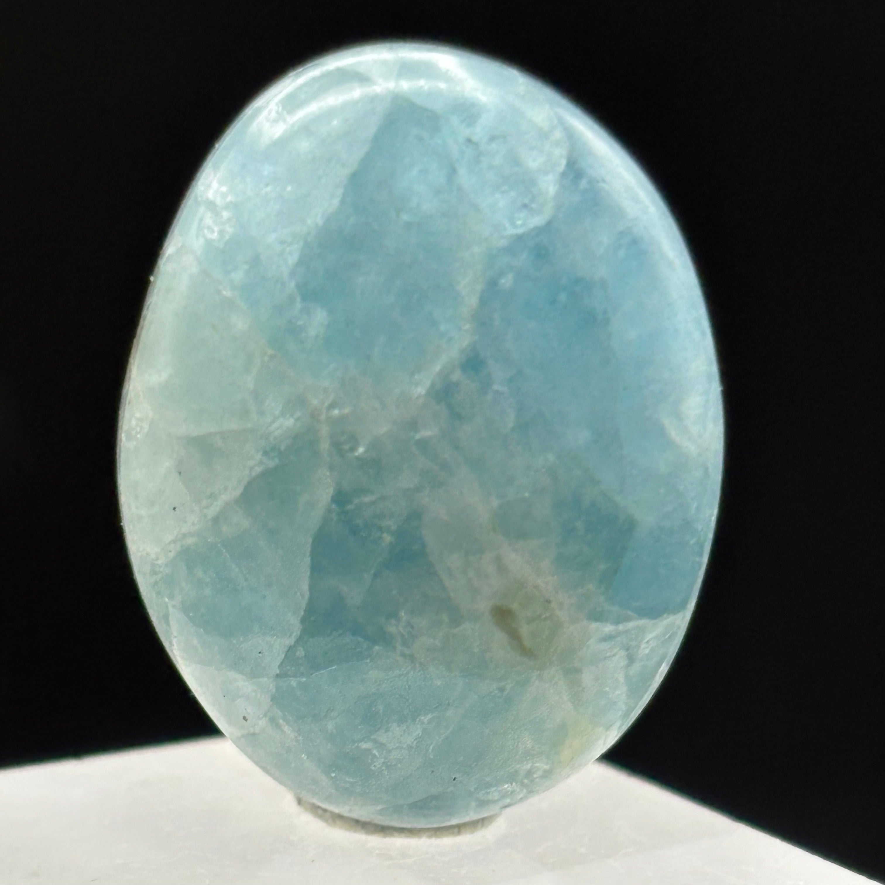 Aquamarine Magic Oval - 072