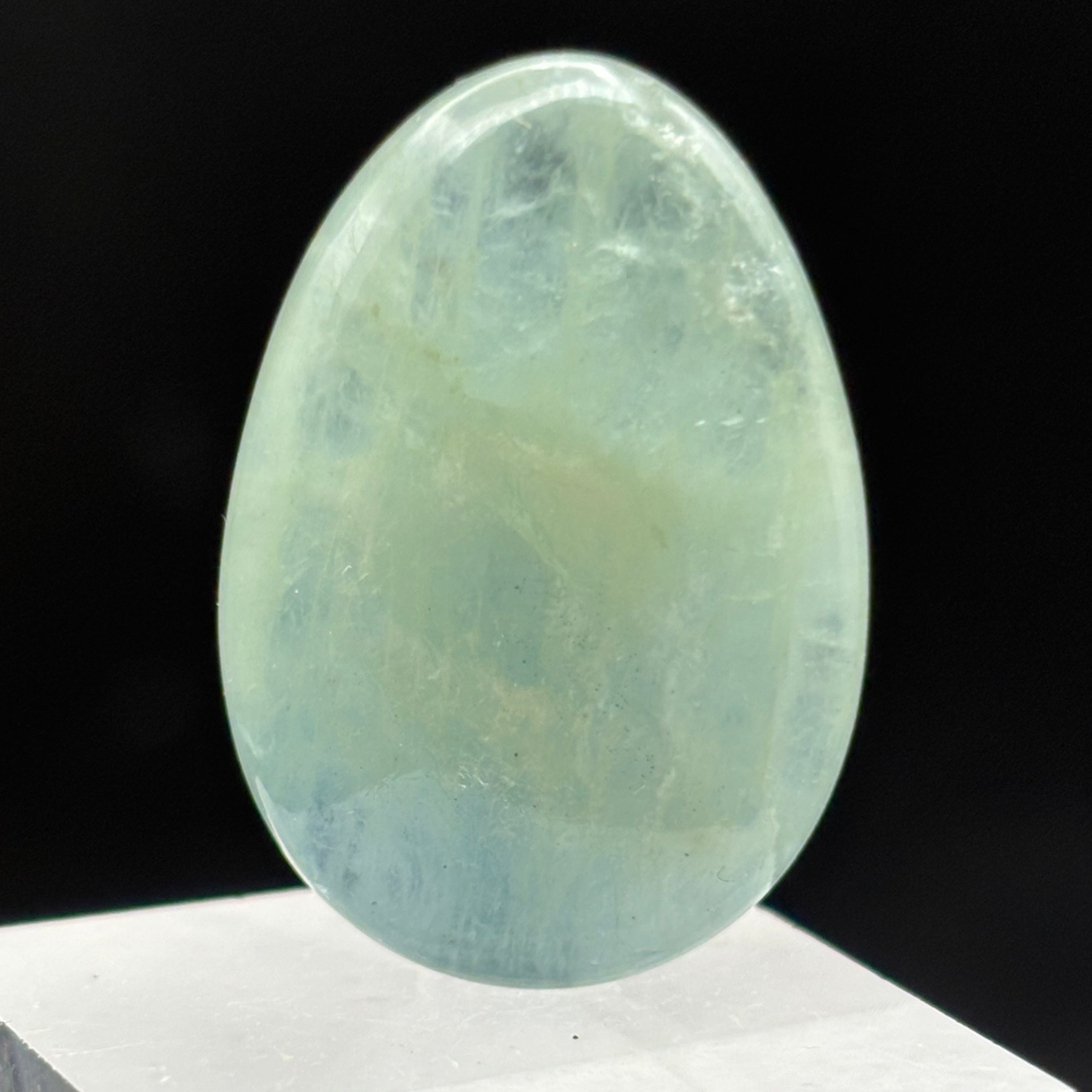 Aquamarine Magic Oval - 073