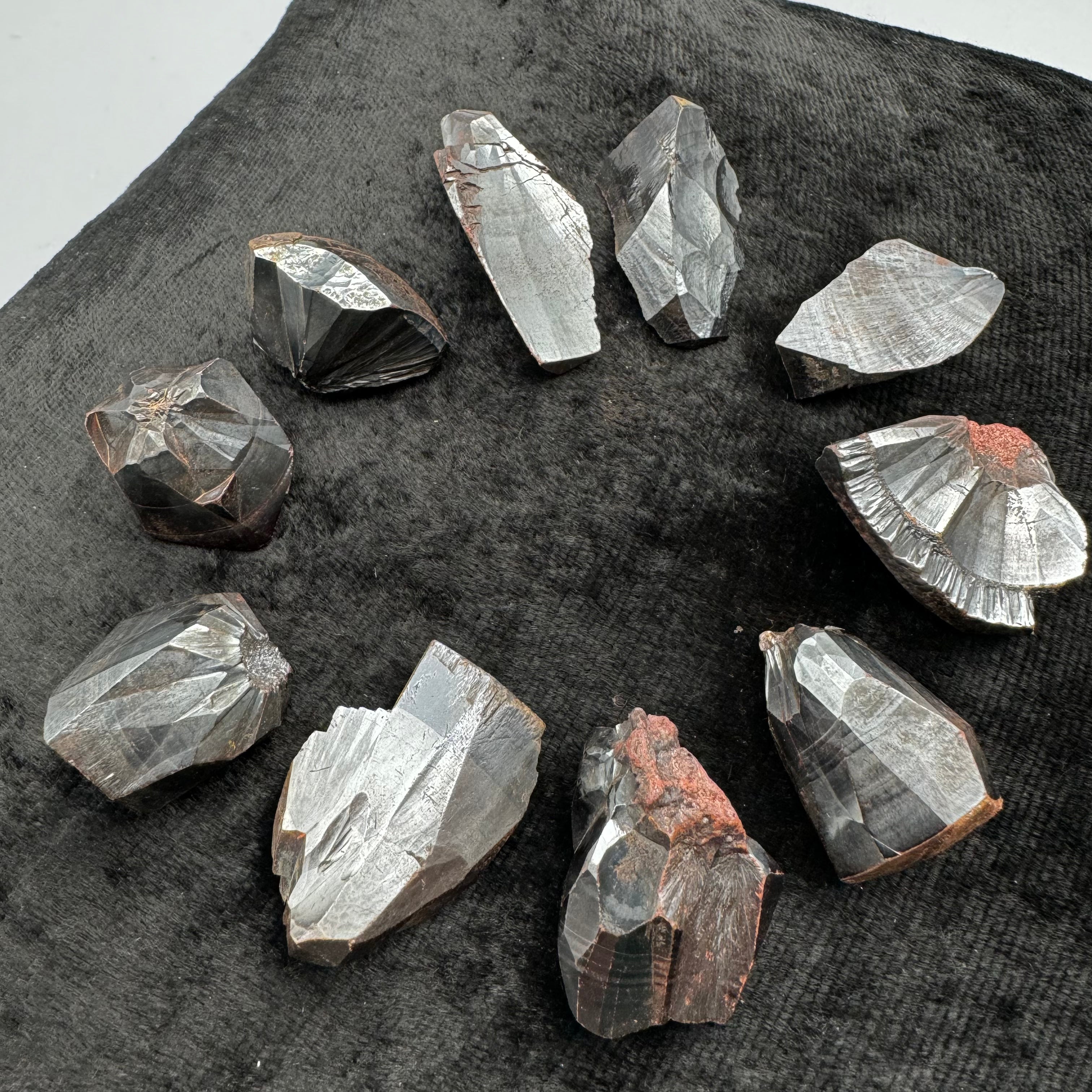 Hematite Point Pair