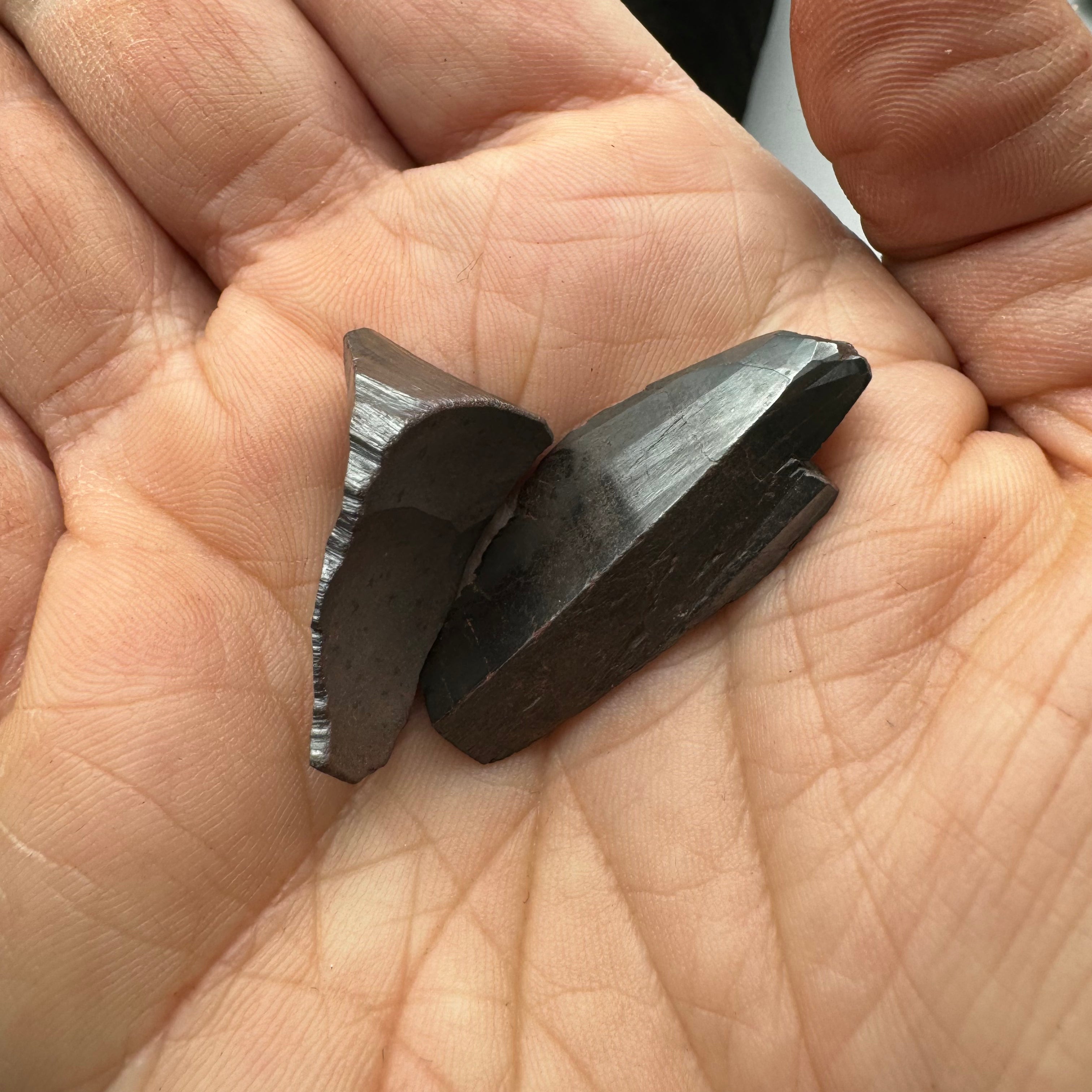 Hematite Point Pair